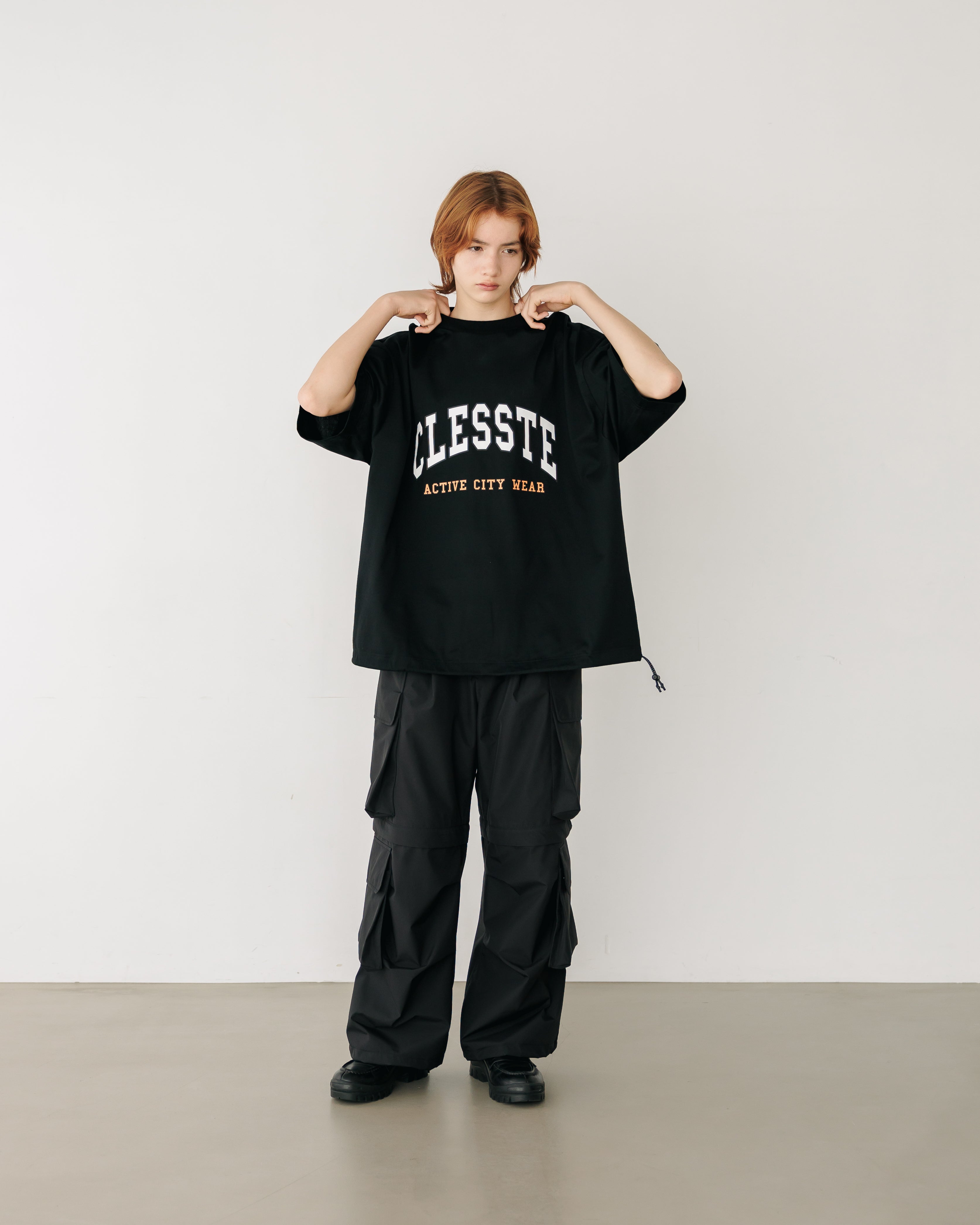 【7.17 WED 20:00- IN STOCK】“COLLEGE LOGO” MASSIVE T-SHIRT WITH DRAWSTRINGS.