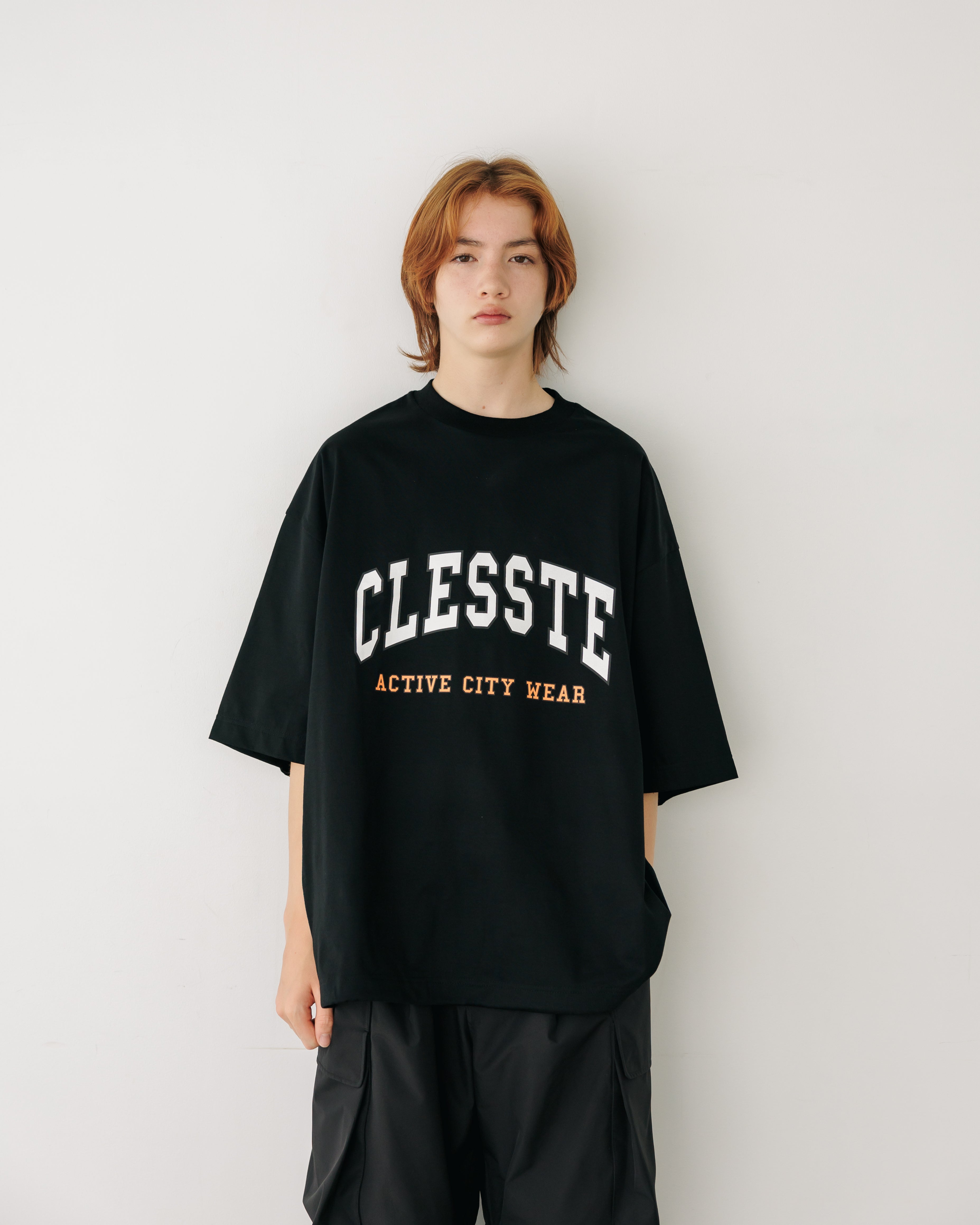 【7.17 WED 20:00- IN STOCK】“COLLEGE LOGO” MASSIVE T-SHIRT WITH DRAWSTRINGS.