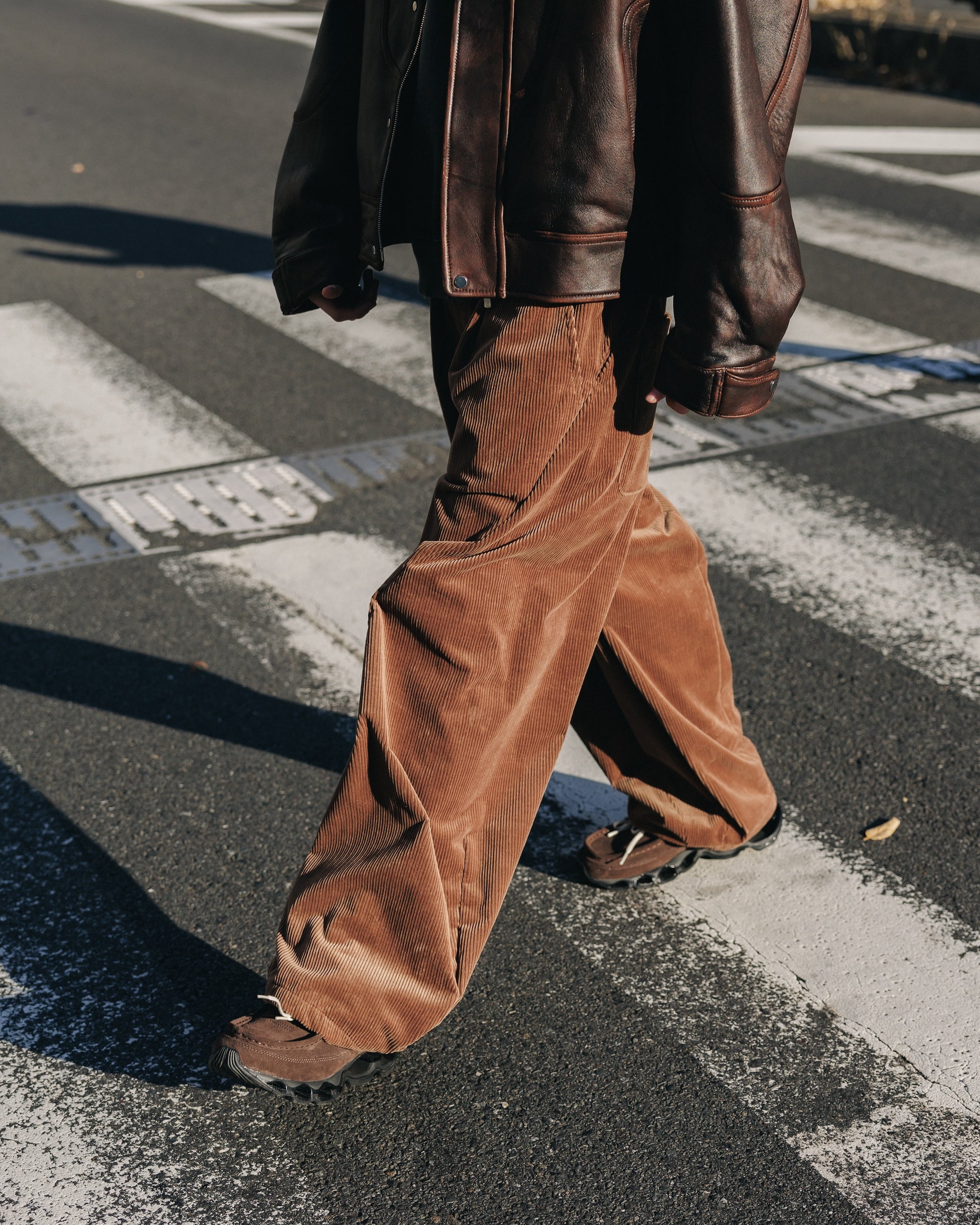 WOOL CORDUROY MASSIVE TWISTED PANTS