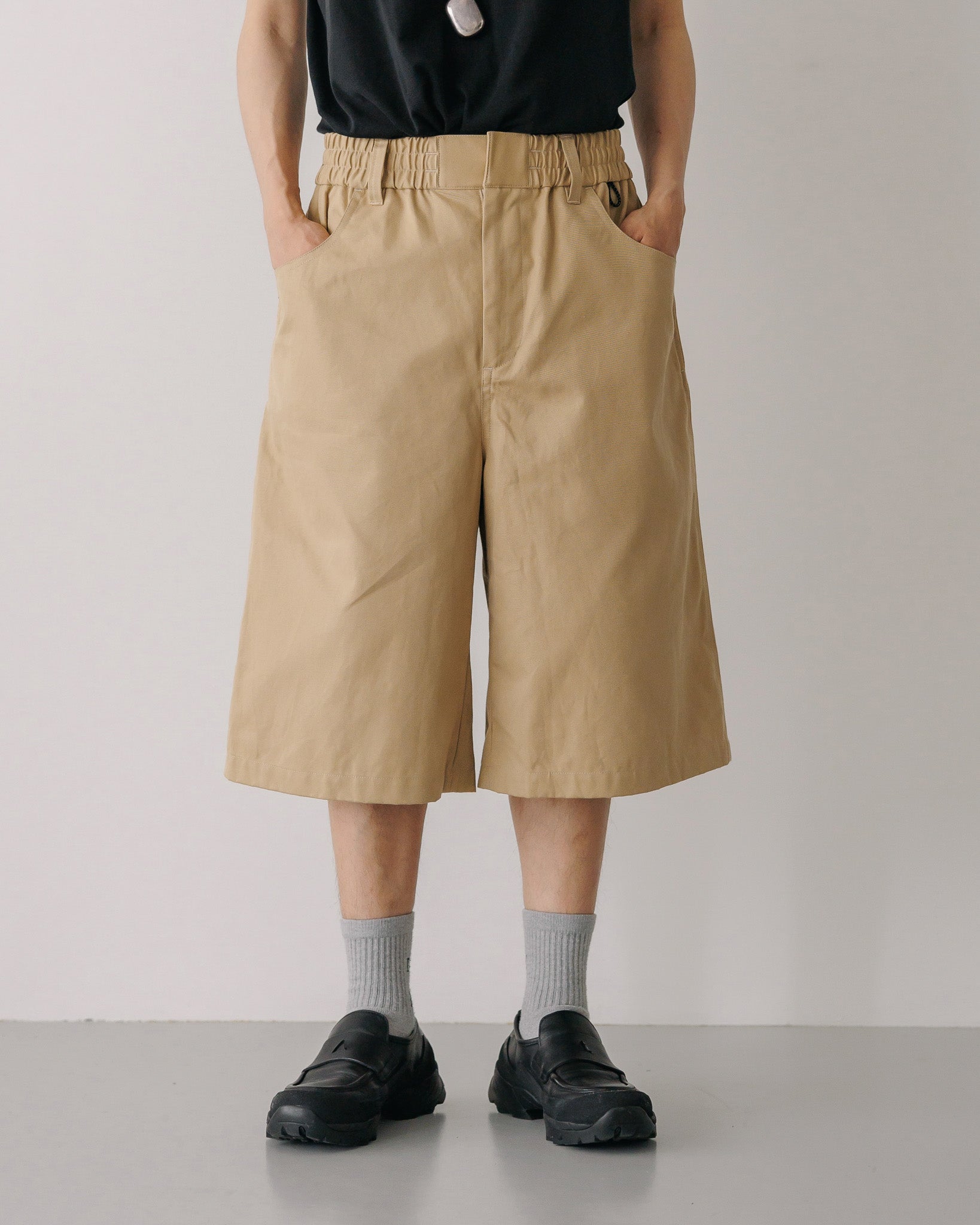 BAGGY HALF PANTS