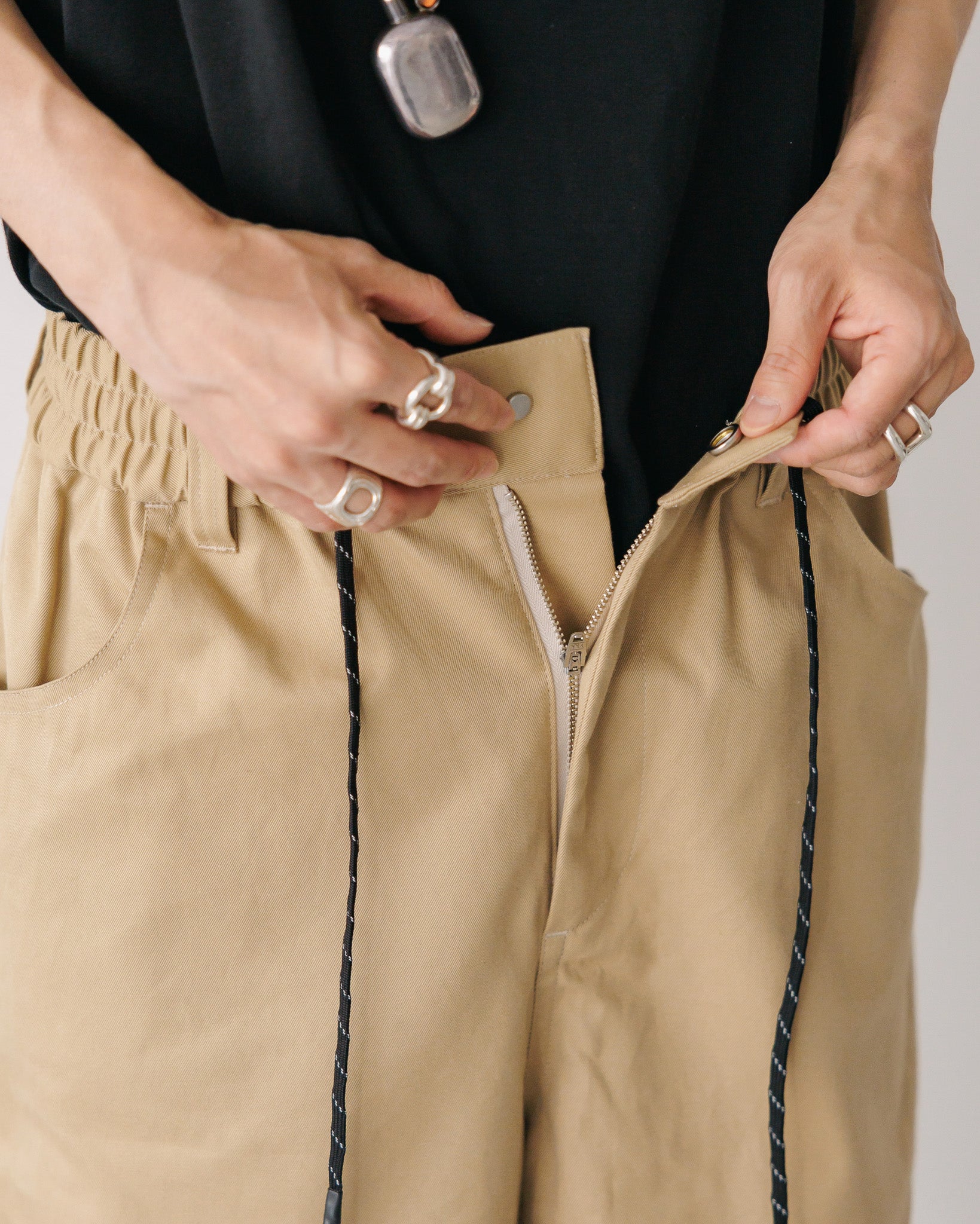 BAGGY HALF PANTS