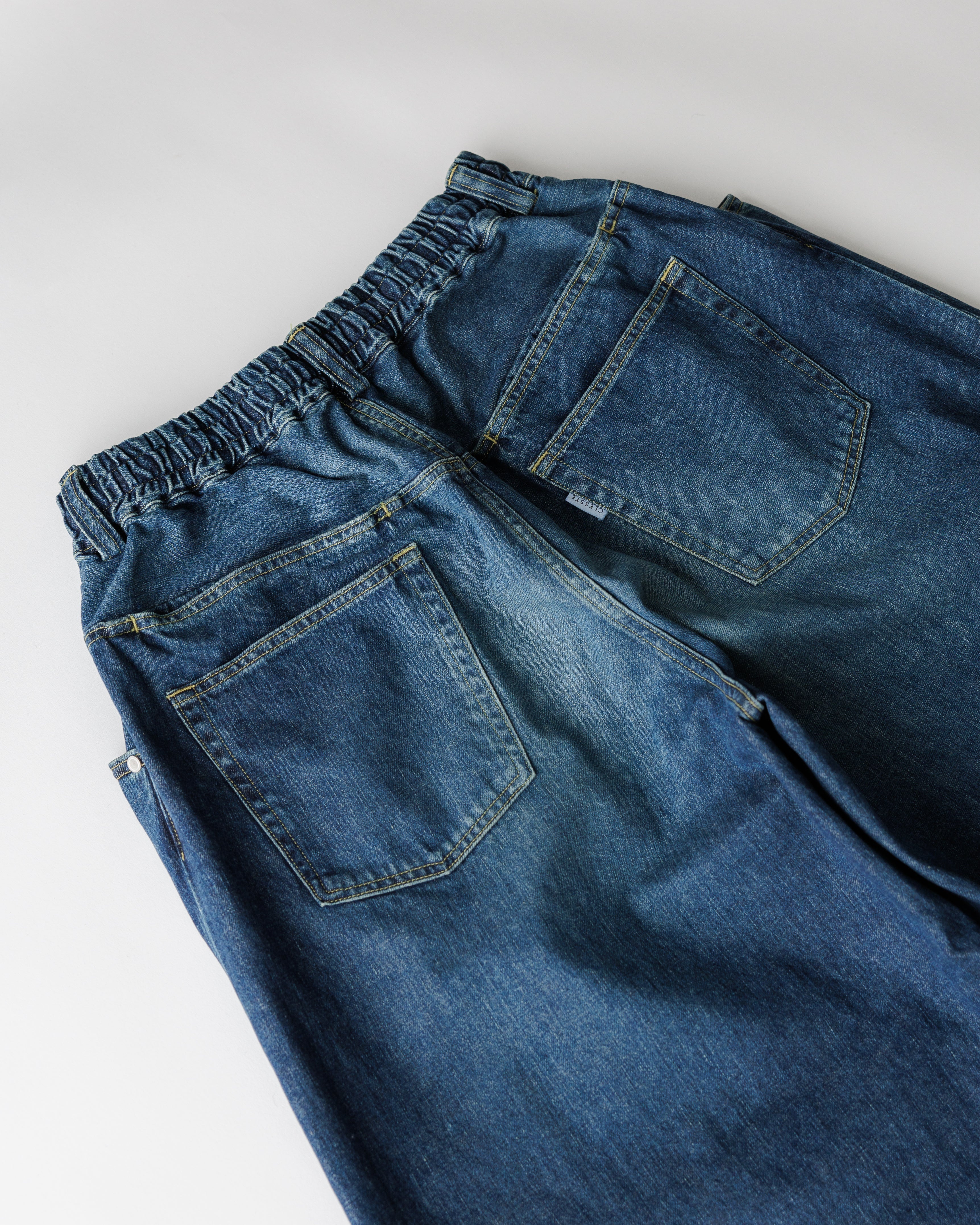 VINTAGE WASH SELVEDGE DENIM MASSIVE PANTS.