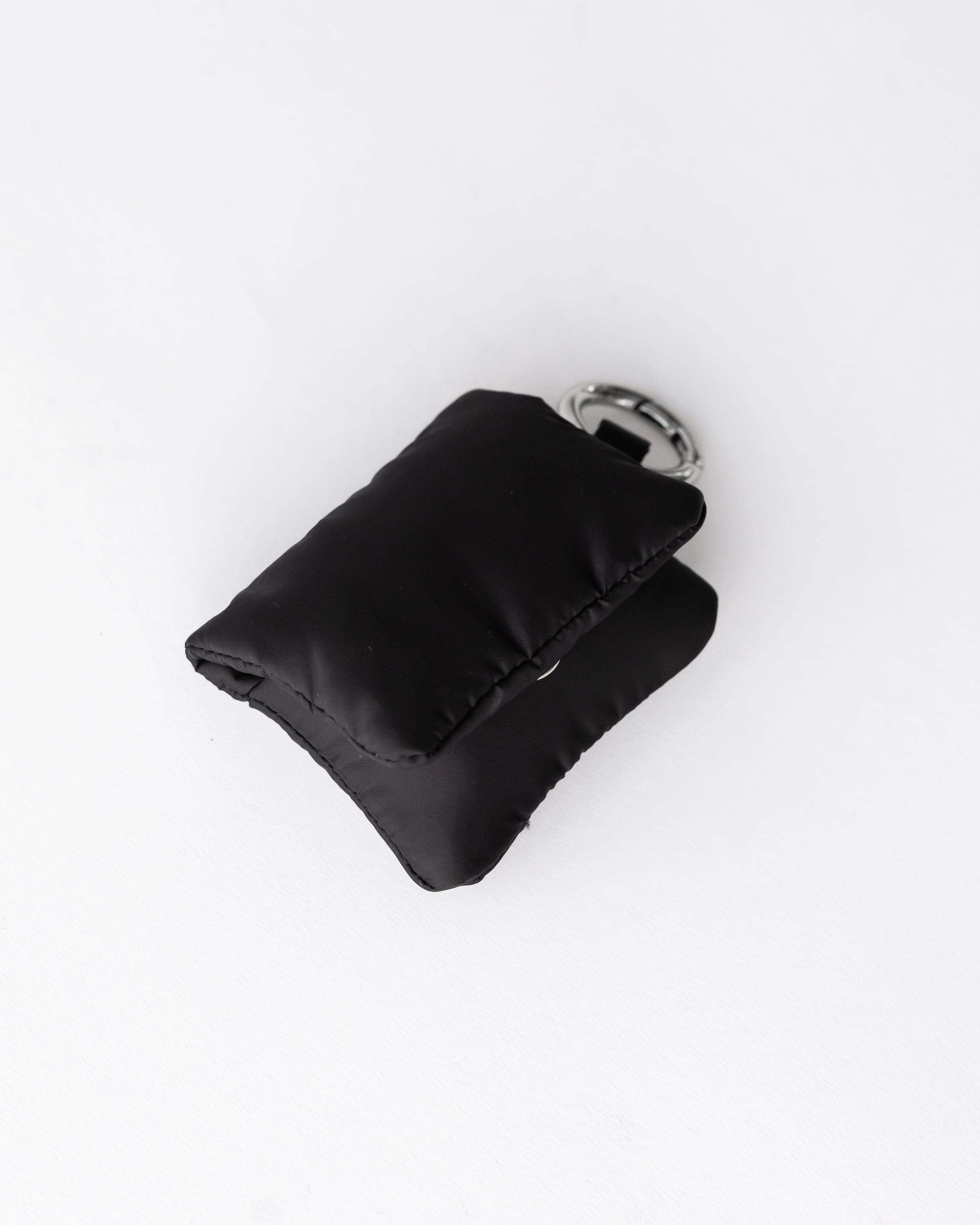 【2.12 mon 20:00- Pre order】PADDED AIRPODS CASE.