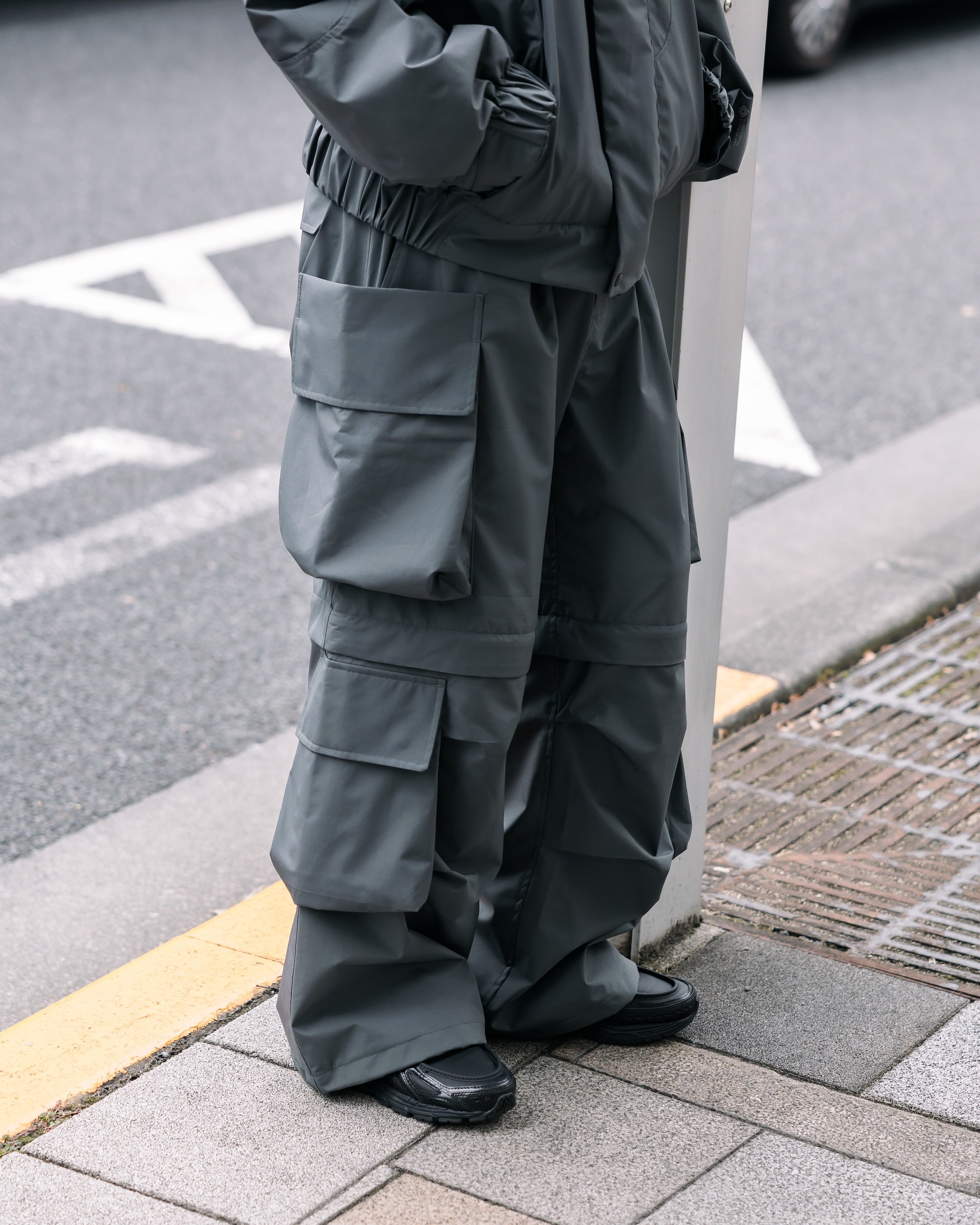 【11.16 SAT 20:00- IN STOCK】+phenix WINDSTOPPER® by GORE-TEX LABS 2WAY CITY MILITARY PANTS