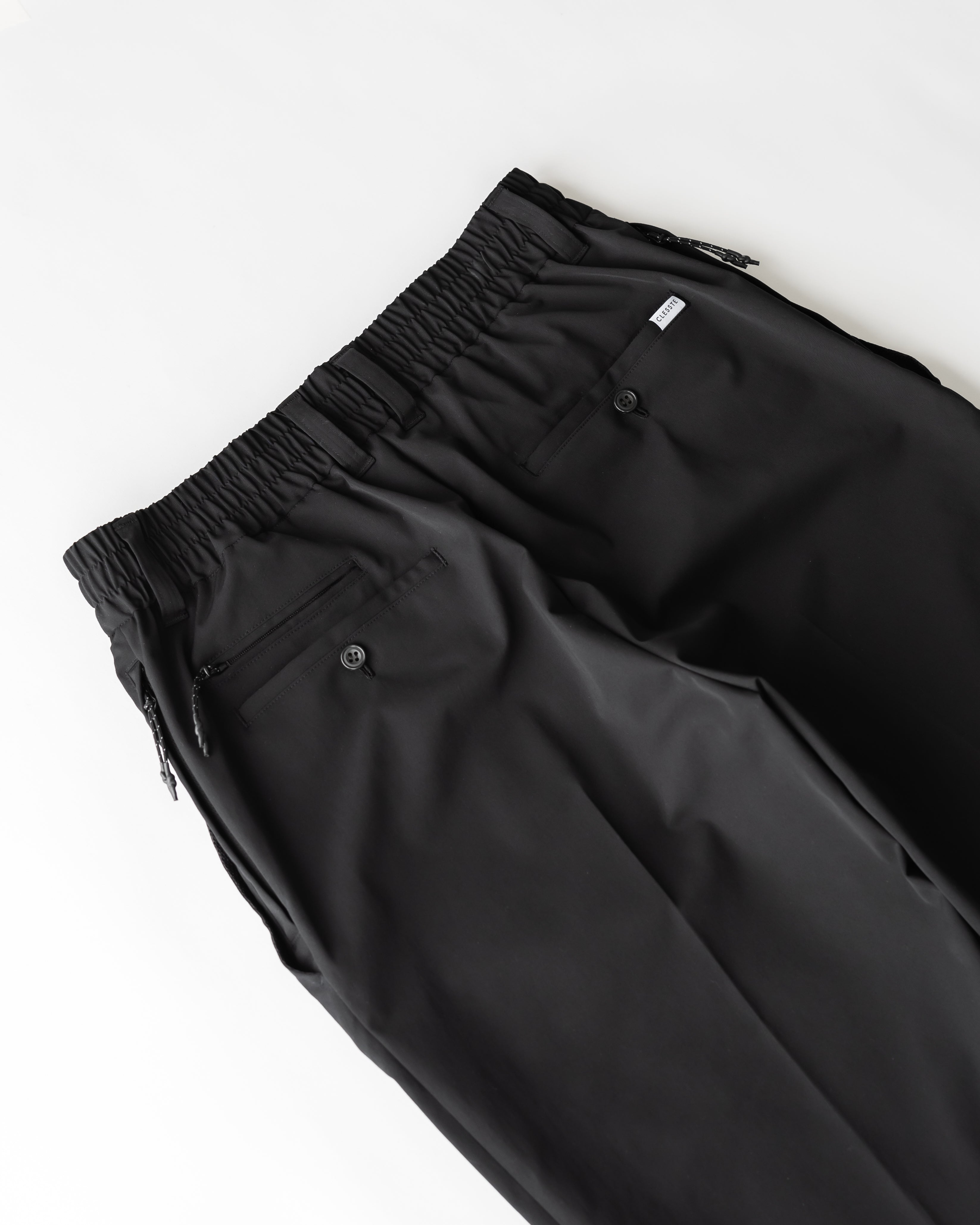【3.24 sun 20:00- IN STOCK】ACTIVE CITY STORAGE TAPERED PANTS