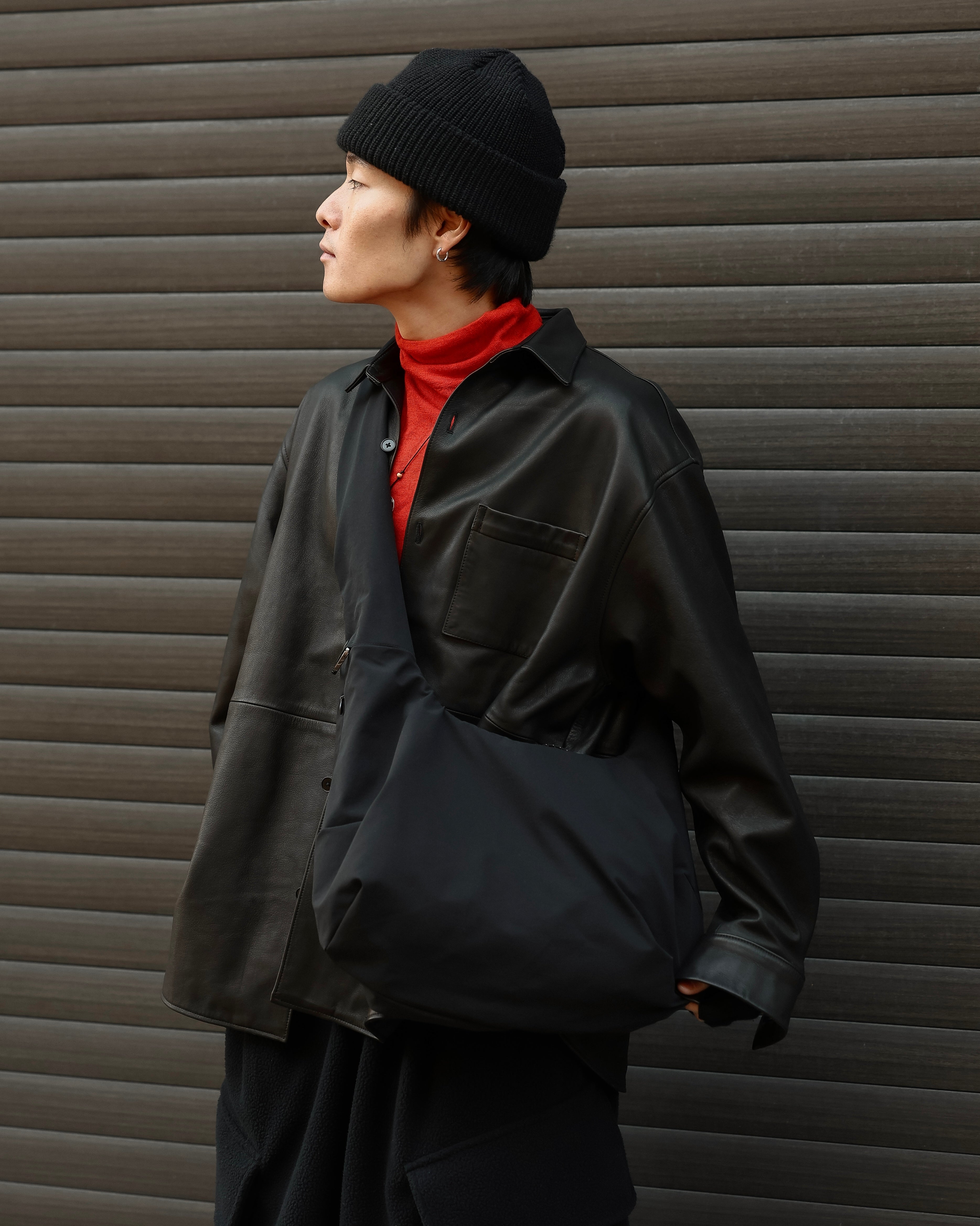 【6.12 WED 20:00- IN STOCK】NEW SOFT SHELL SYSTEM BAG (M).