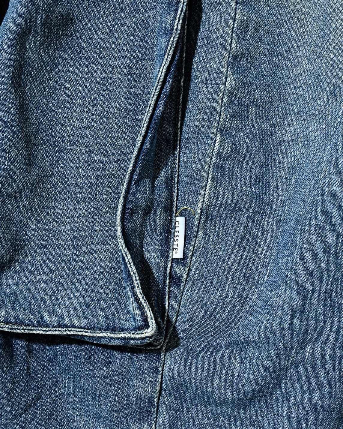 VINTAGE DYED SELVEDGE DENIM CITY MEGA POCKET BALLOON CARGO HALF PANTS (VINTAGE LIGHT INDIGO)