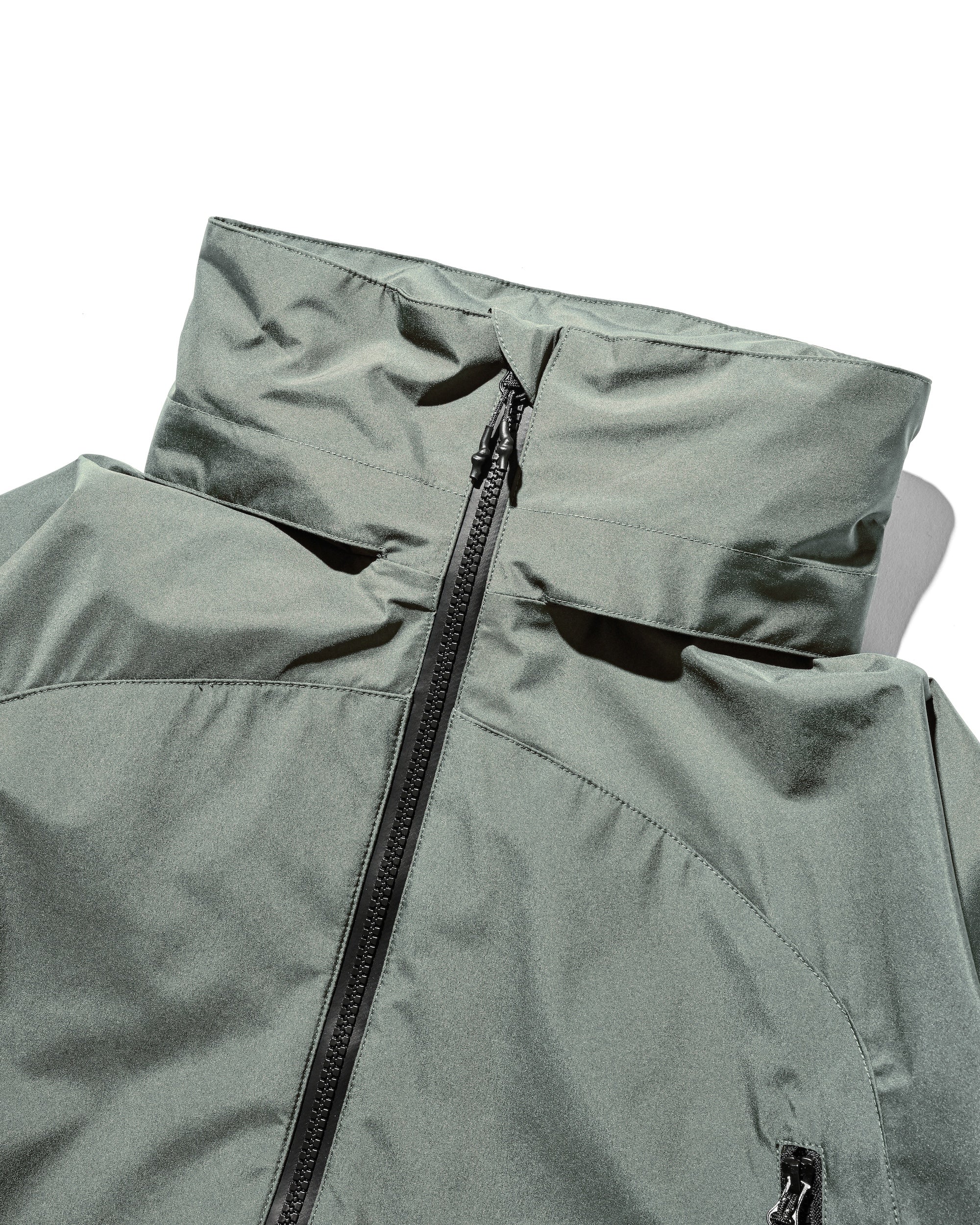 +phenix WINDSTOPPER® by GORE-TEX LABS CITY MILITARY JACKET (MILITARY GREEN)