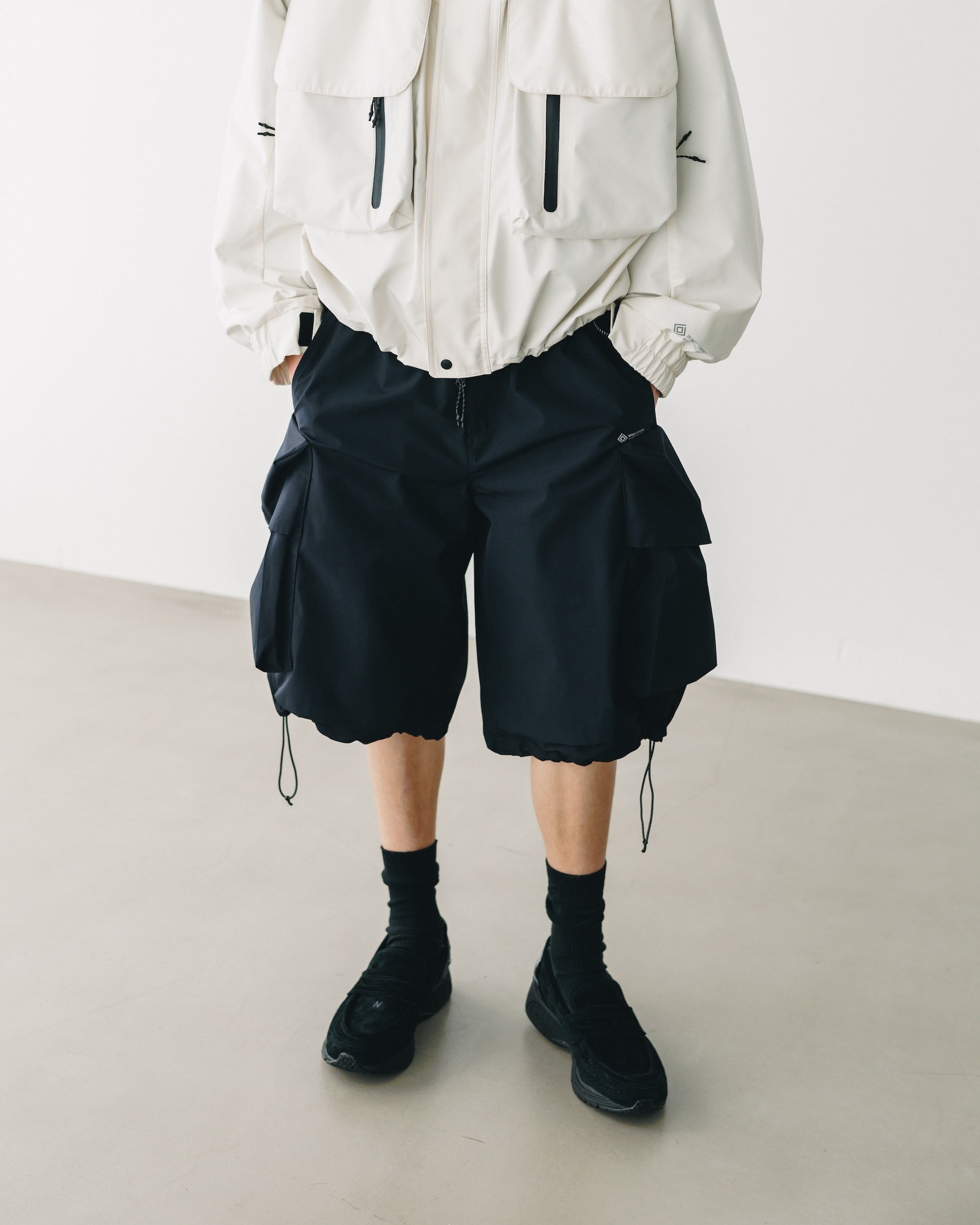 【5.6 TUE 20:00- IN STOCK】+phenix WINDSTOPPER® by GORE-TEX LABS CITY MILITARY HALF PANTS 002 (BLACK)