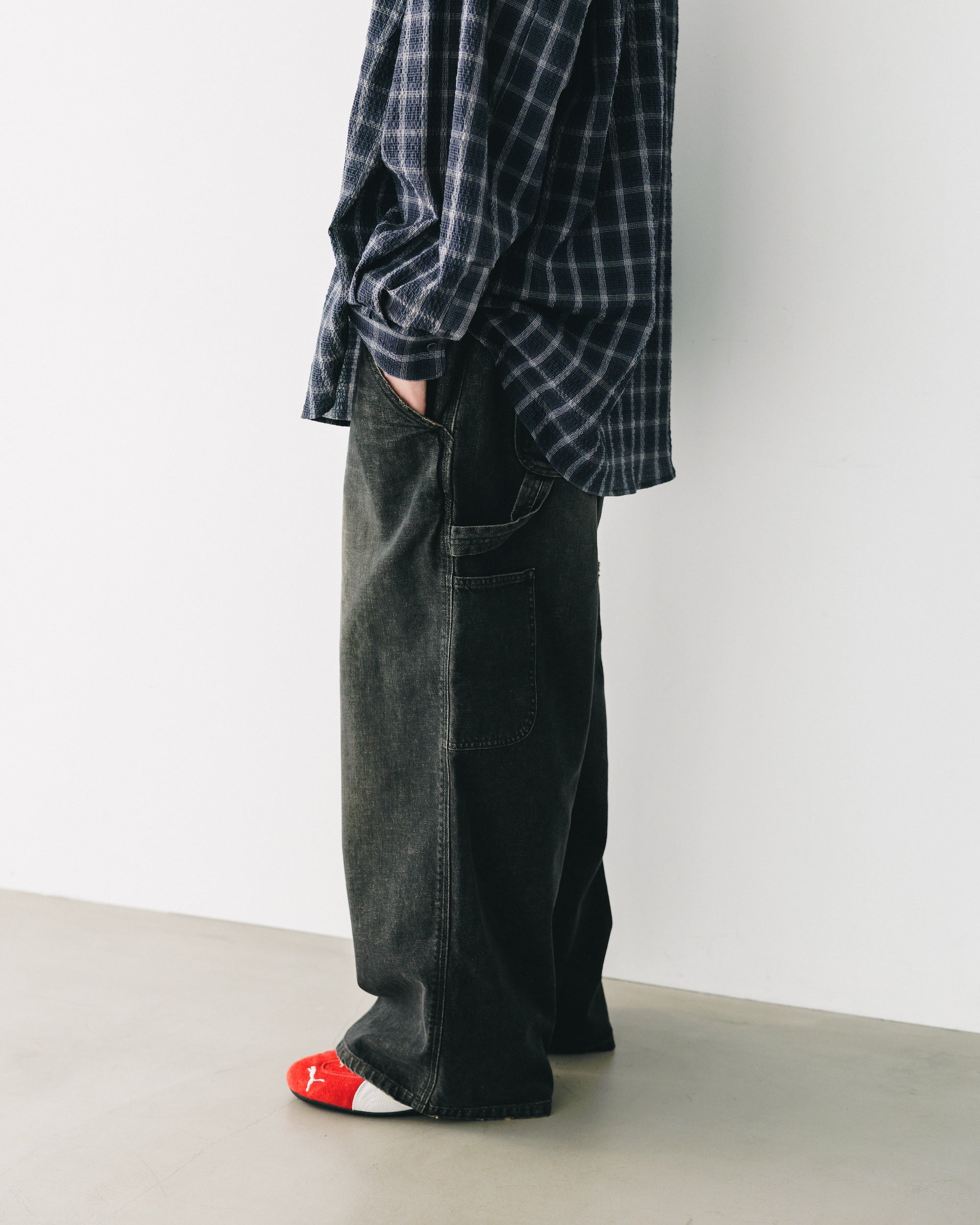 【3.8 SAT 20:00- IN STOCK】VINTAGE DYED SELVEDGE DENIM WORKER PANTS (VINTAGE BLACK)