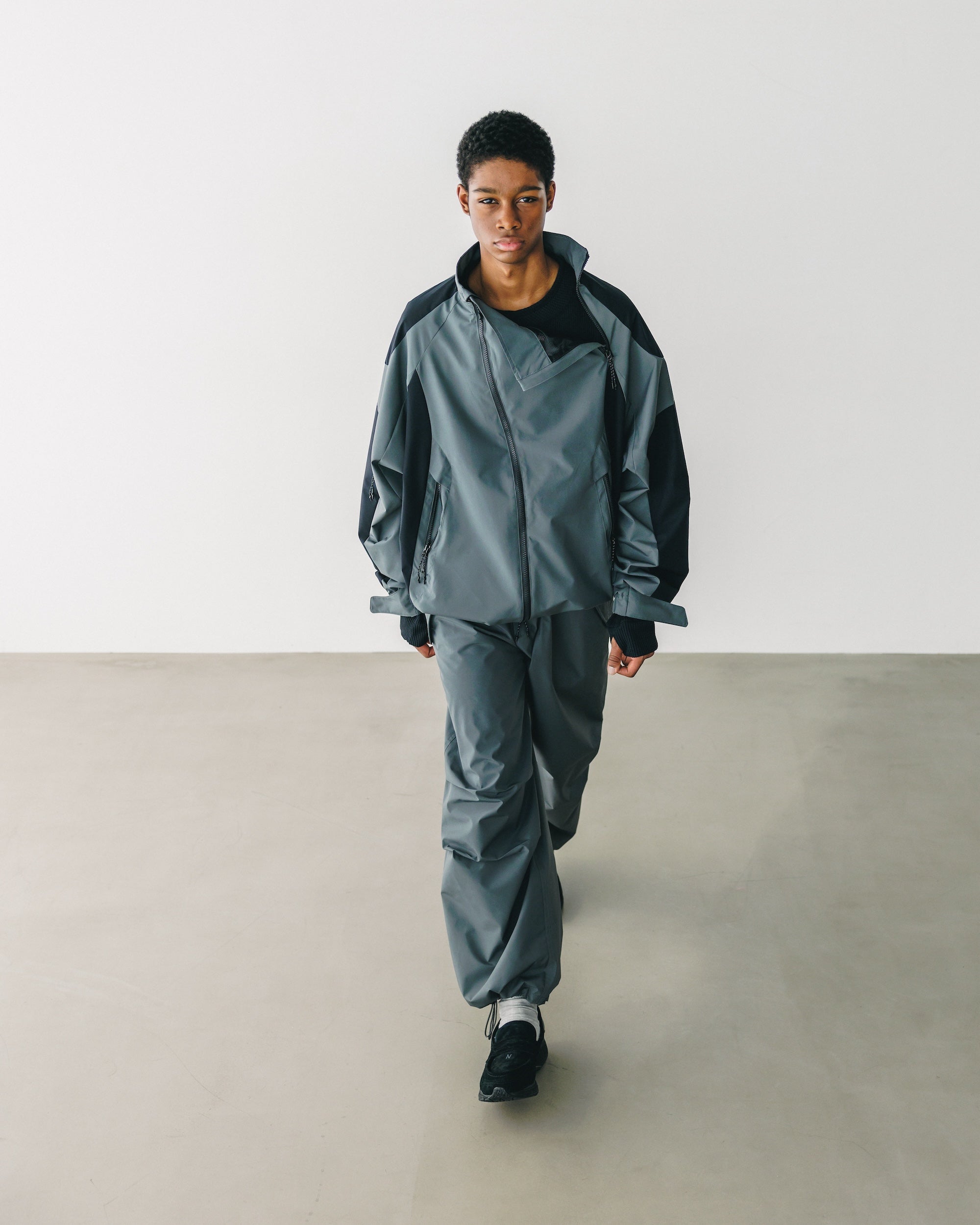 【3.12 WED 20:00- IN STOCK】+phenix WINDSTOPPER® by GORE-TEX LABS CITY SIDEWINDER JACKET (GRAPHAITE GRAY)