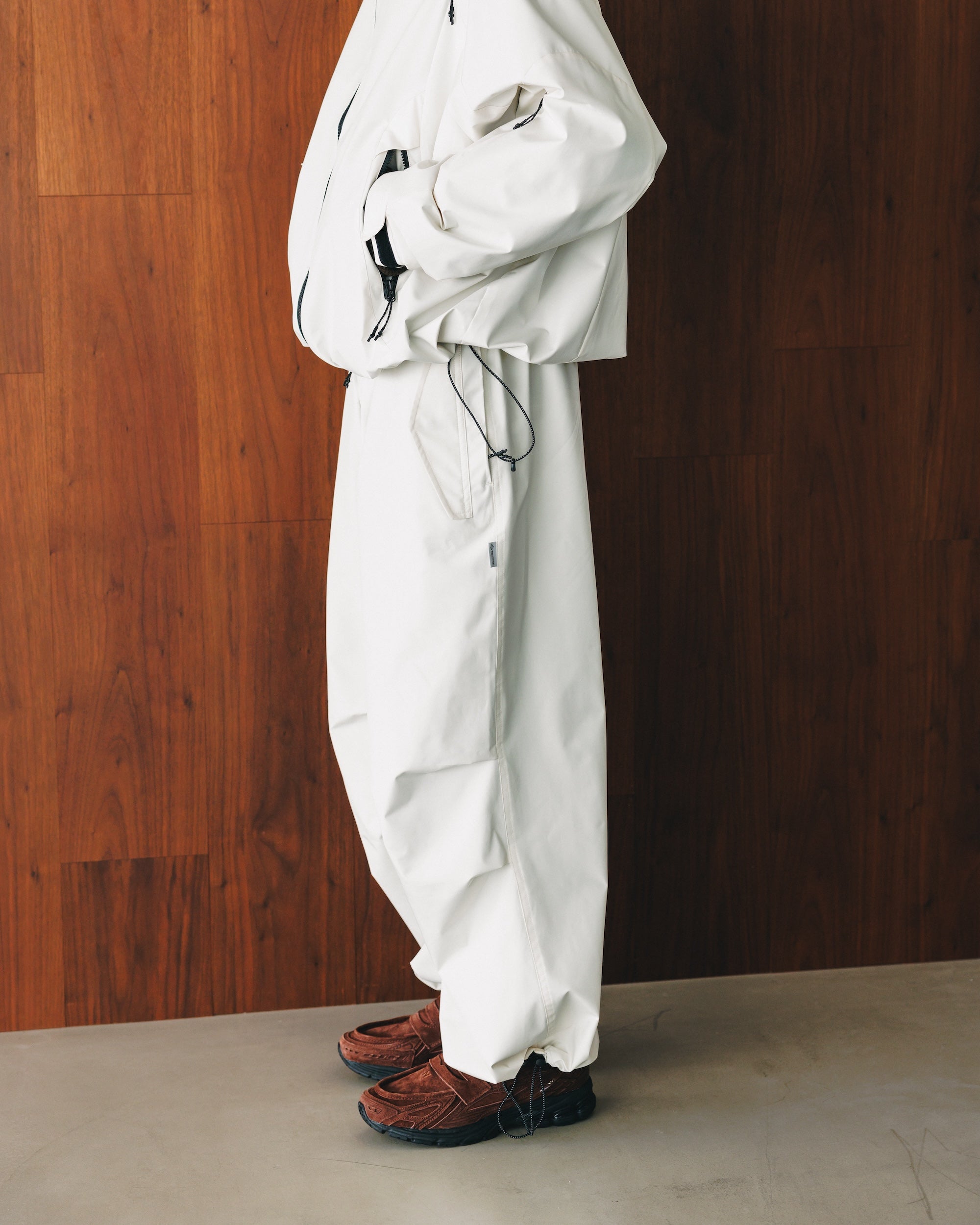 【3.12 WED 20:00- IN STOCK】+phenix WINDSTOPPER® by GORE-TEX LABS CITY OVER TROUSERS (PURE IVORY)