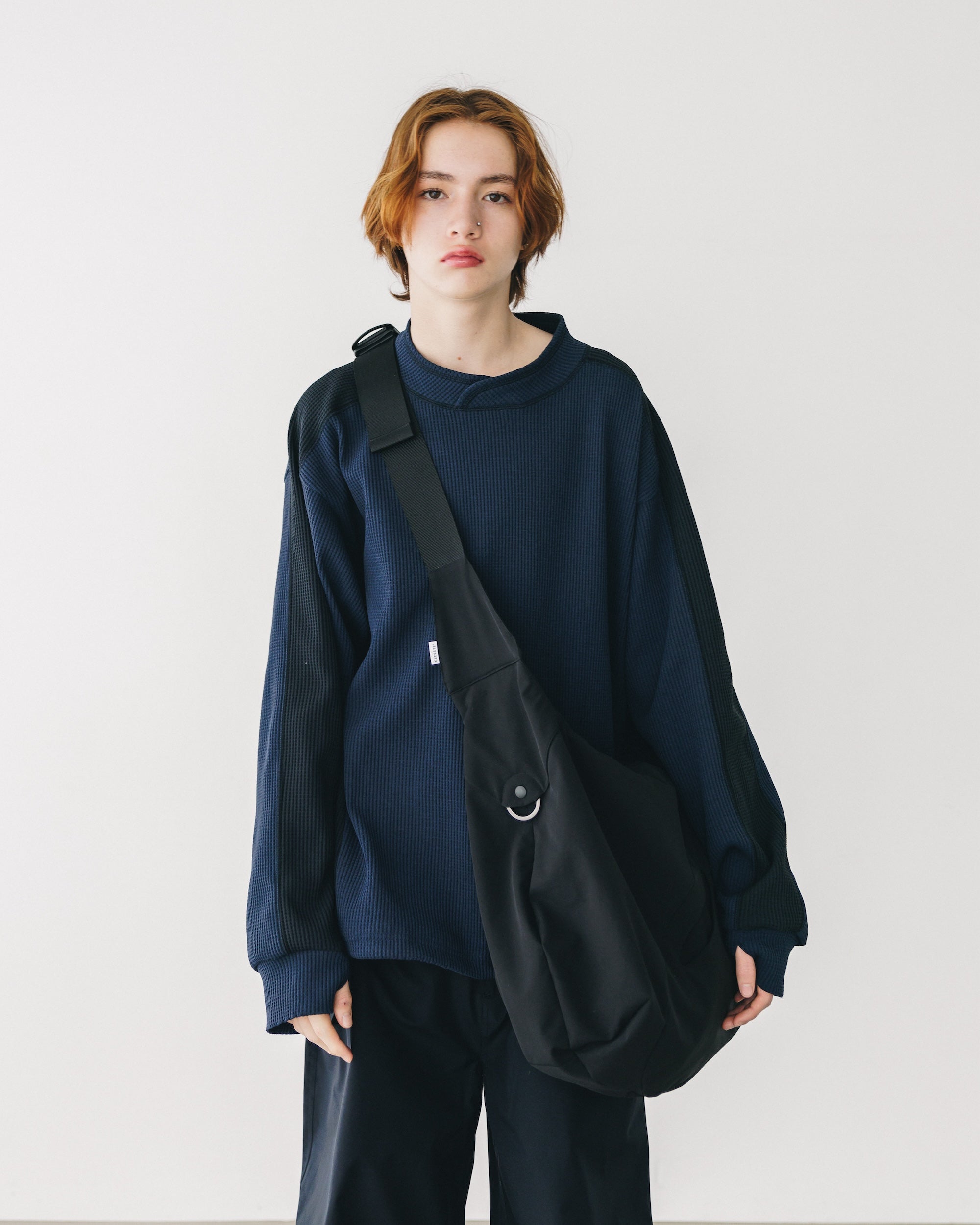 【3.5 WED 20:00- IN STOCK】CITY LIGHT THERMAL PULLOVER (NAVY×BLACK)