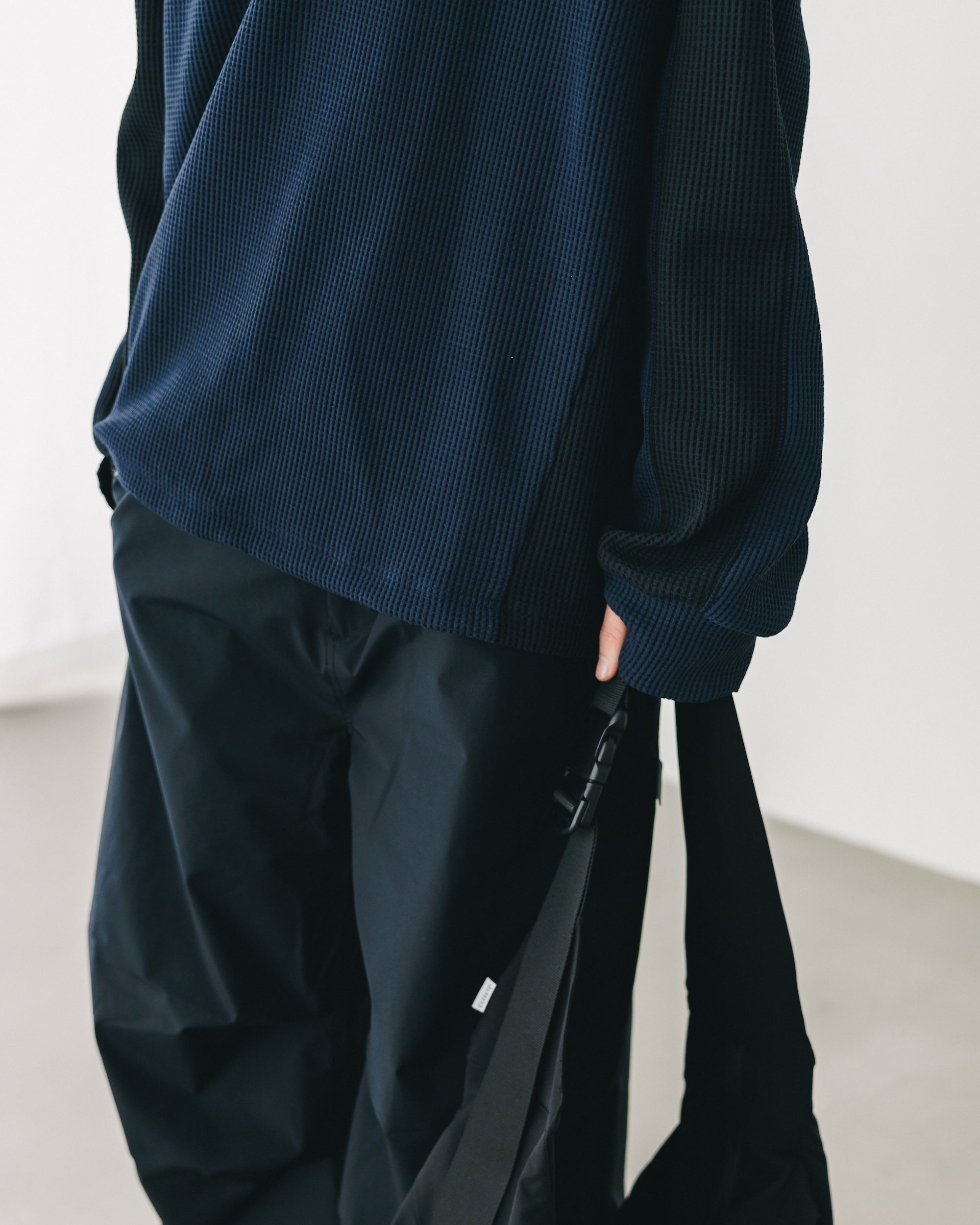 【3.5 WED 20:00- IN STOCK】CITY LIGHT THERMAL PULLOVER (NAVY×BLACK)