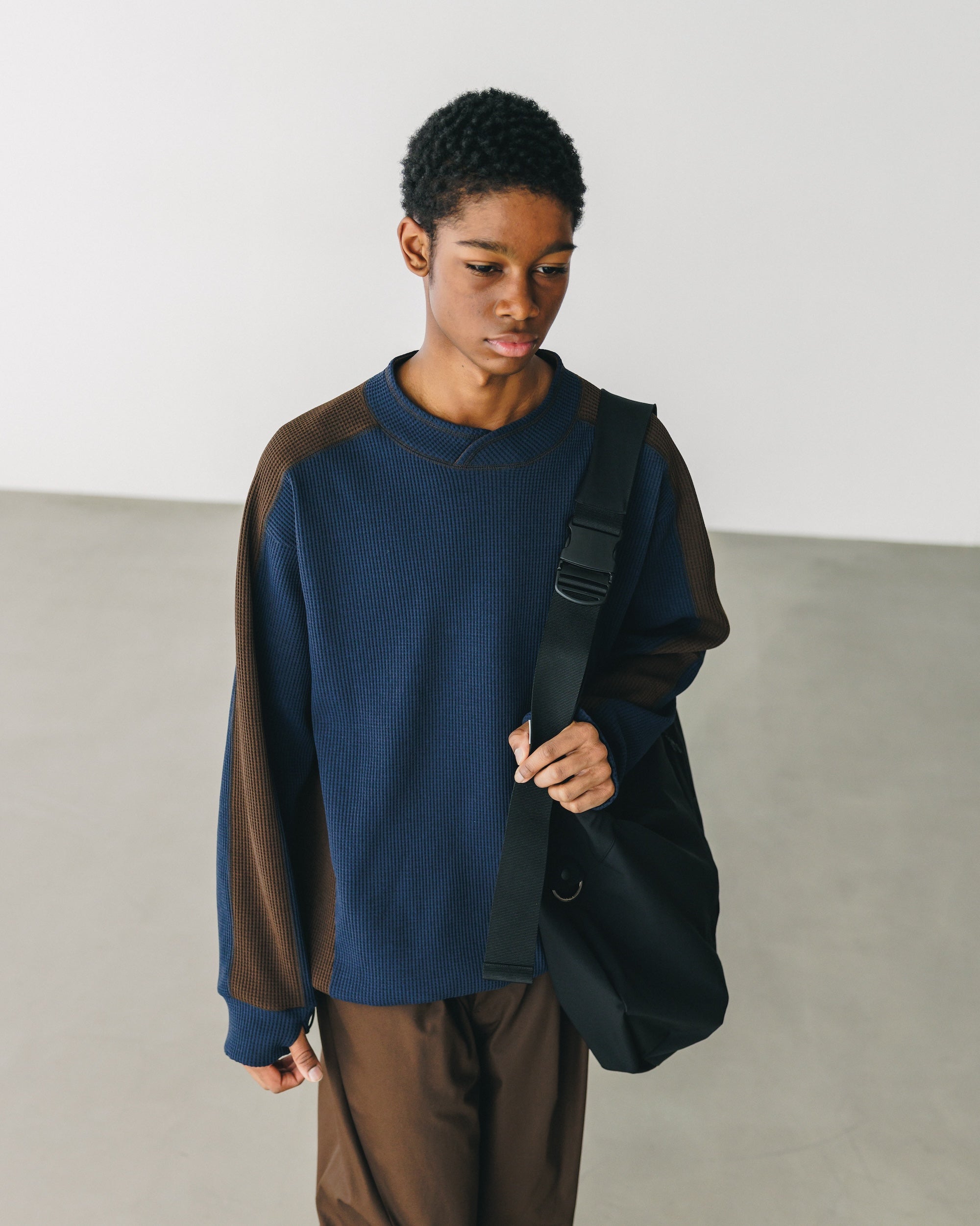 【3.5 WED 20:00- IN STOCK】CITY LIGHT THERMAL PULLOVER (NAVY×BROWN)