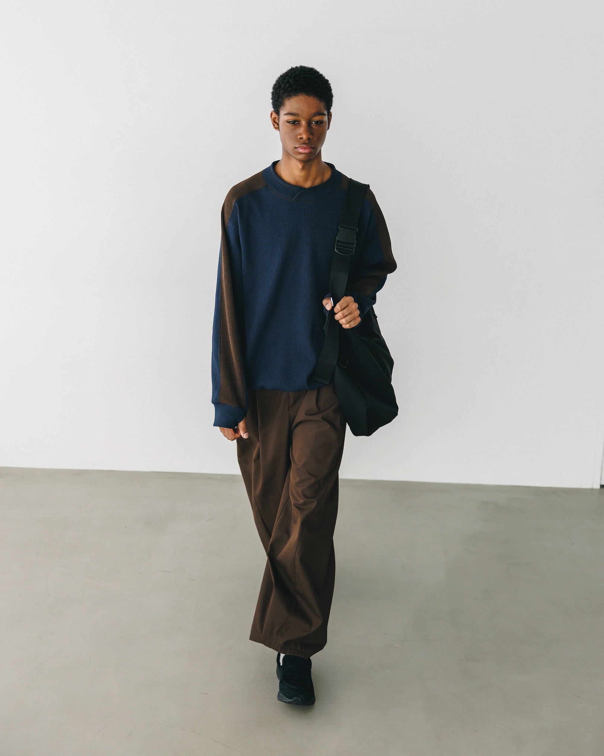 【3.5 WED 20:00- IN STOCK】CITY LIGHT THERMAL PULLOVER (NAVY×BROWN)