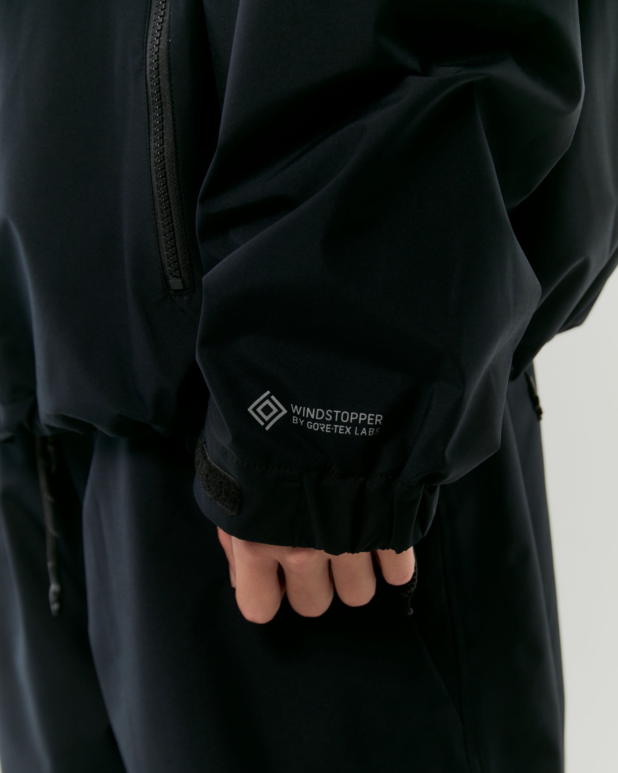 +phenix WINDSTOPPER® by GORE-TEX LABS CITY UNIFORM SETUP (BLACK)