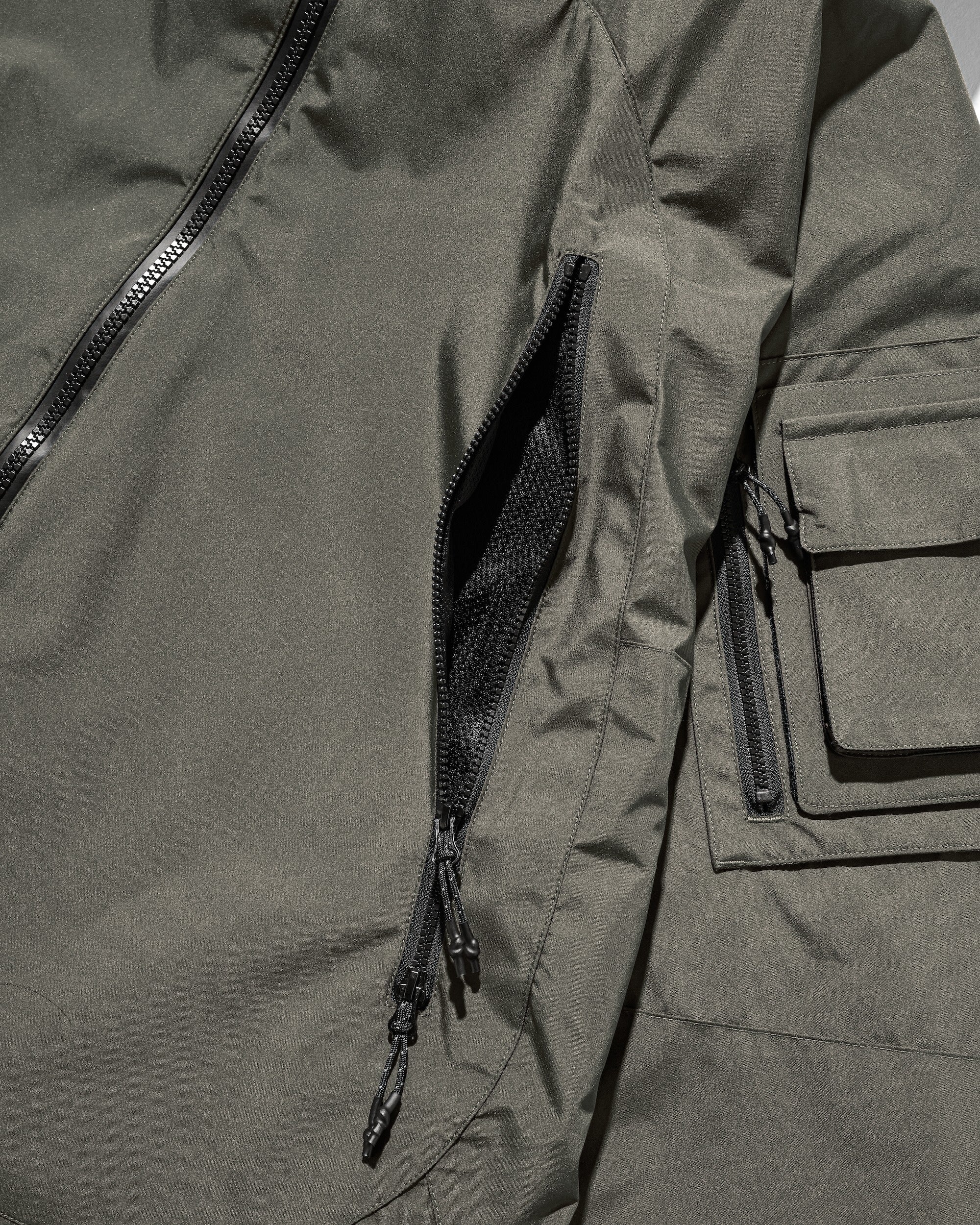 +phenix WINDSTOPPER® by GORE-TEX LABS CITY MILITARY JACKET (ASPHALT GRAY)