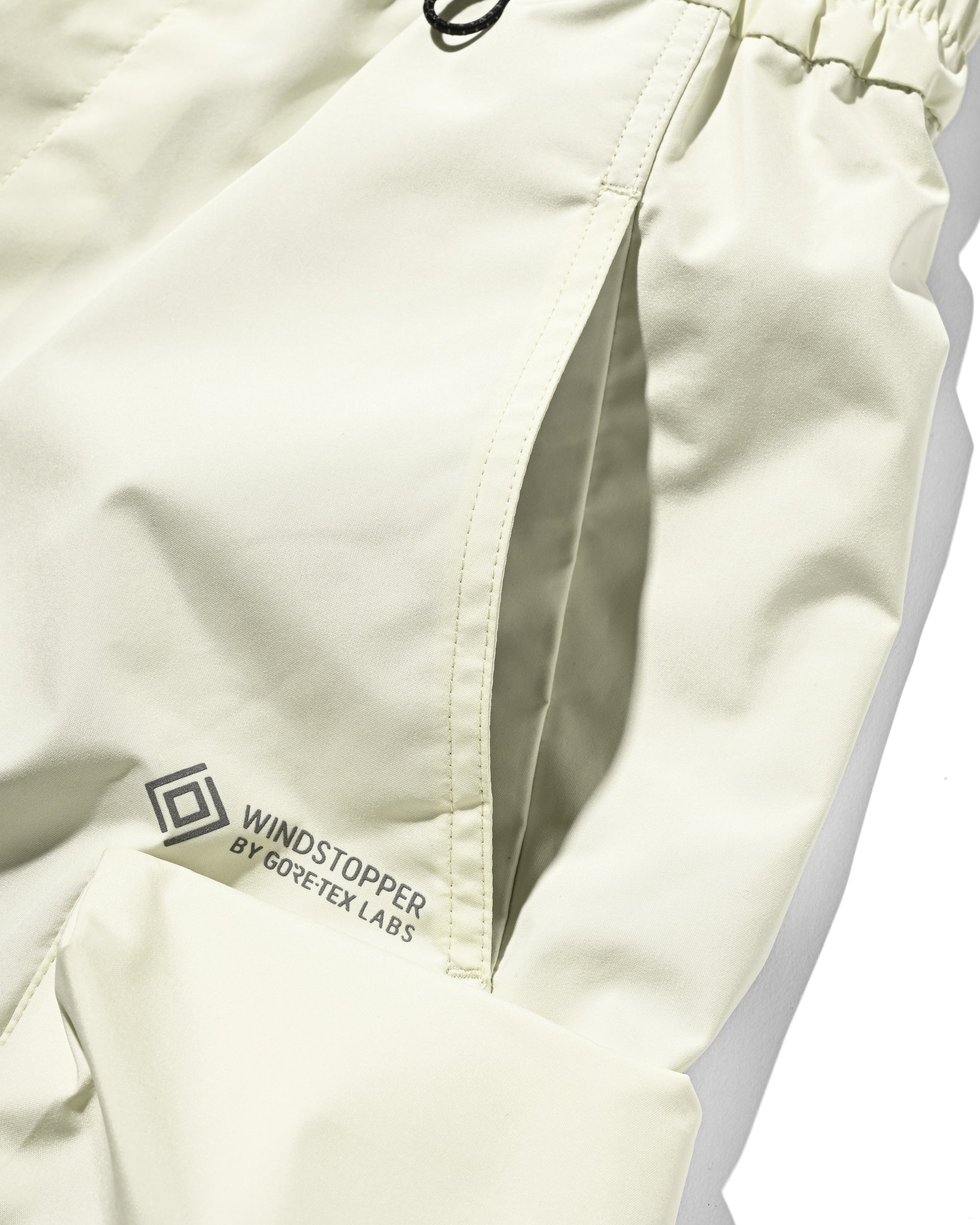 【5.6 TUE 20:00- IN STOCK】+phenix WINDSTOPPER® by GORE-TEX LABS CITY MILITARY HALF PANTS 002 (SAND SAGE)