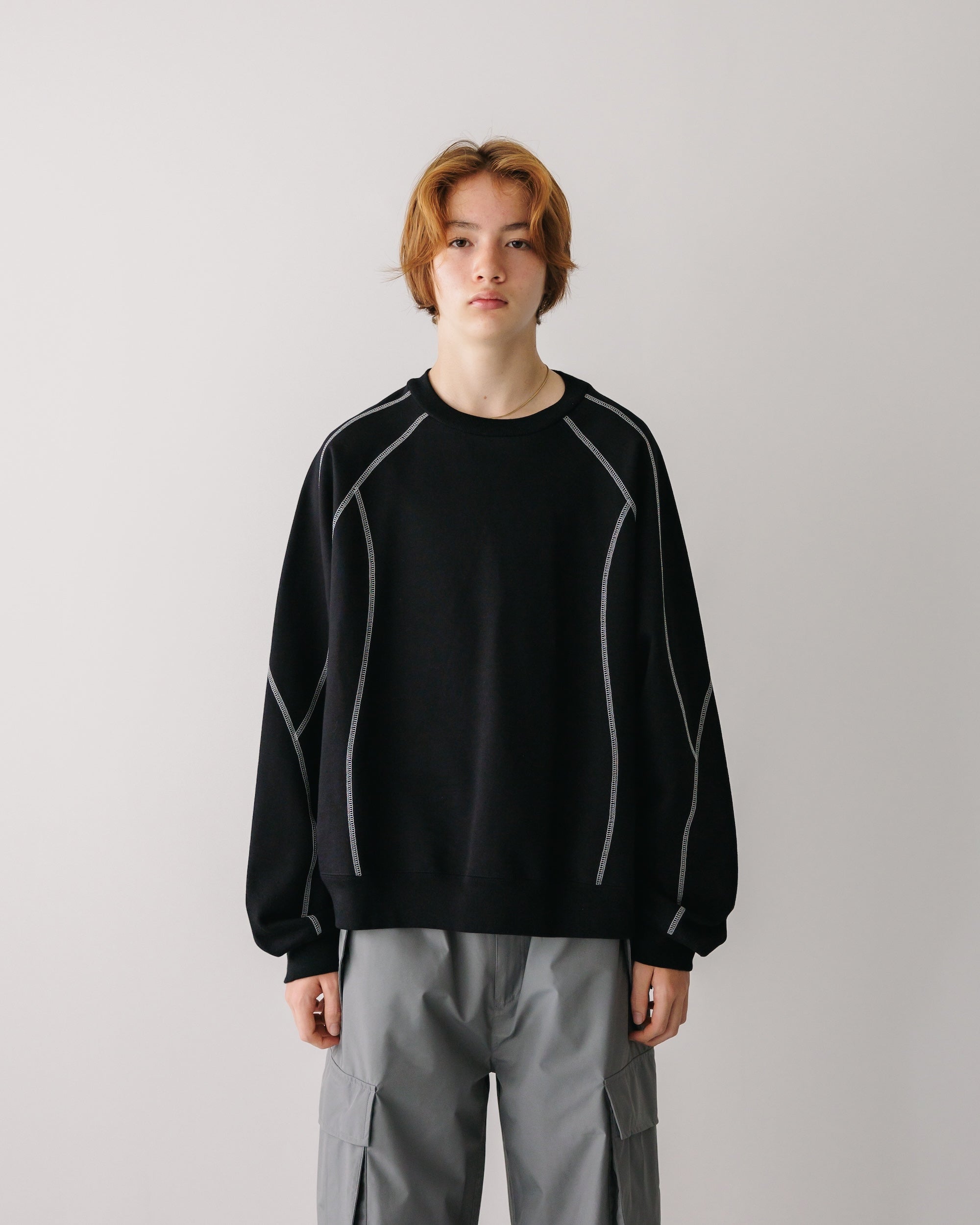 【9.21 SAT 20:00- IN STOCK】FUTURE SWEATSHIRT