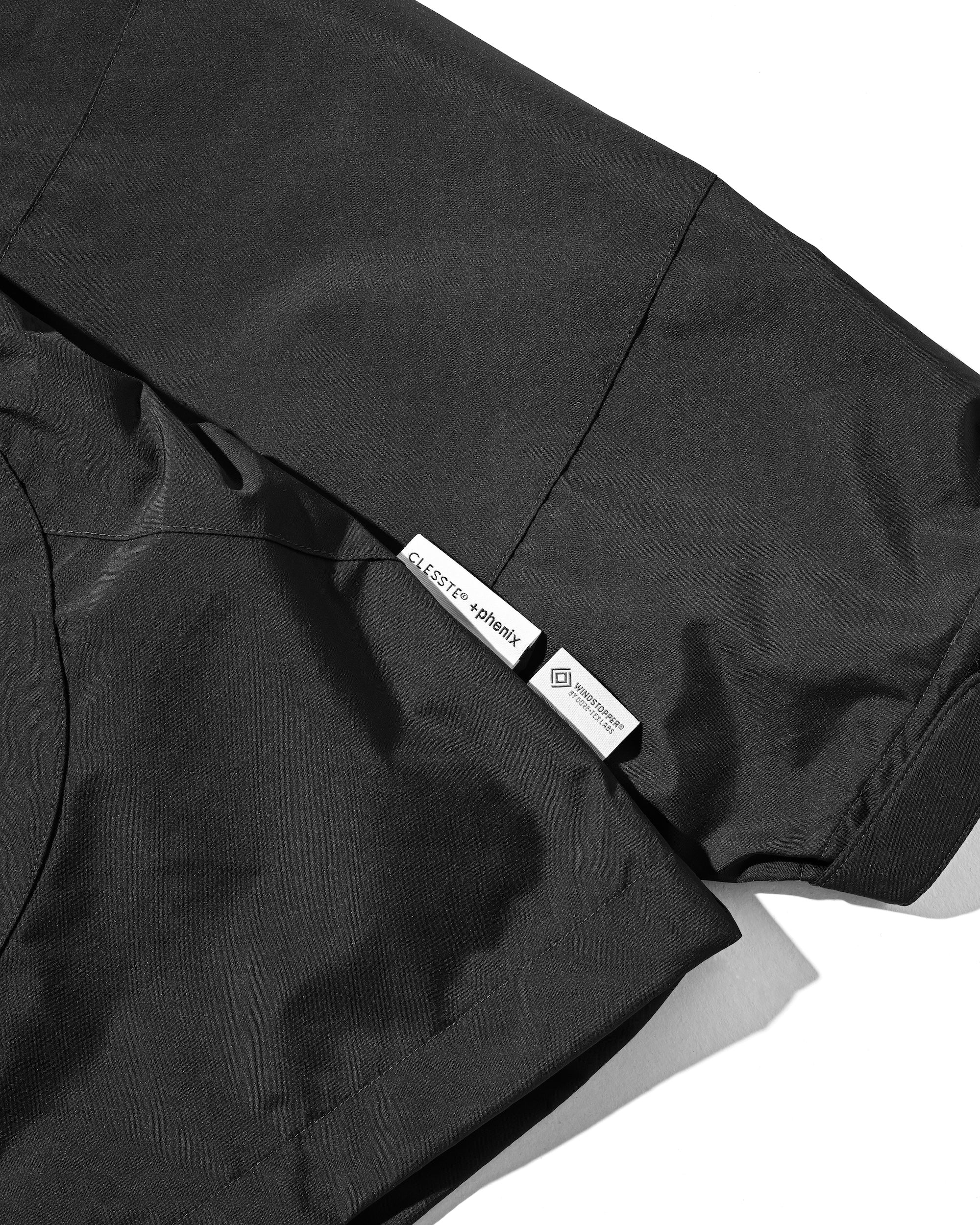 +phenix WINDSTOPPER® by GORE-TEX LABS CITY MILITARY JACKET (BLACK)