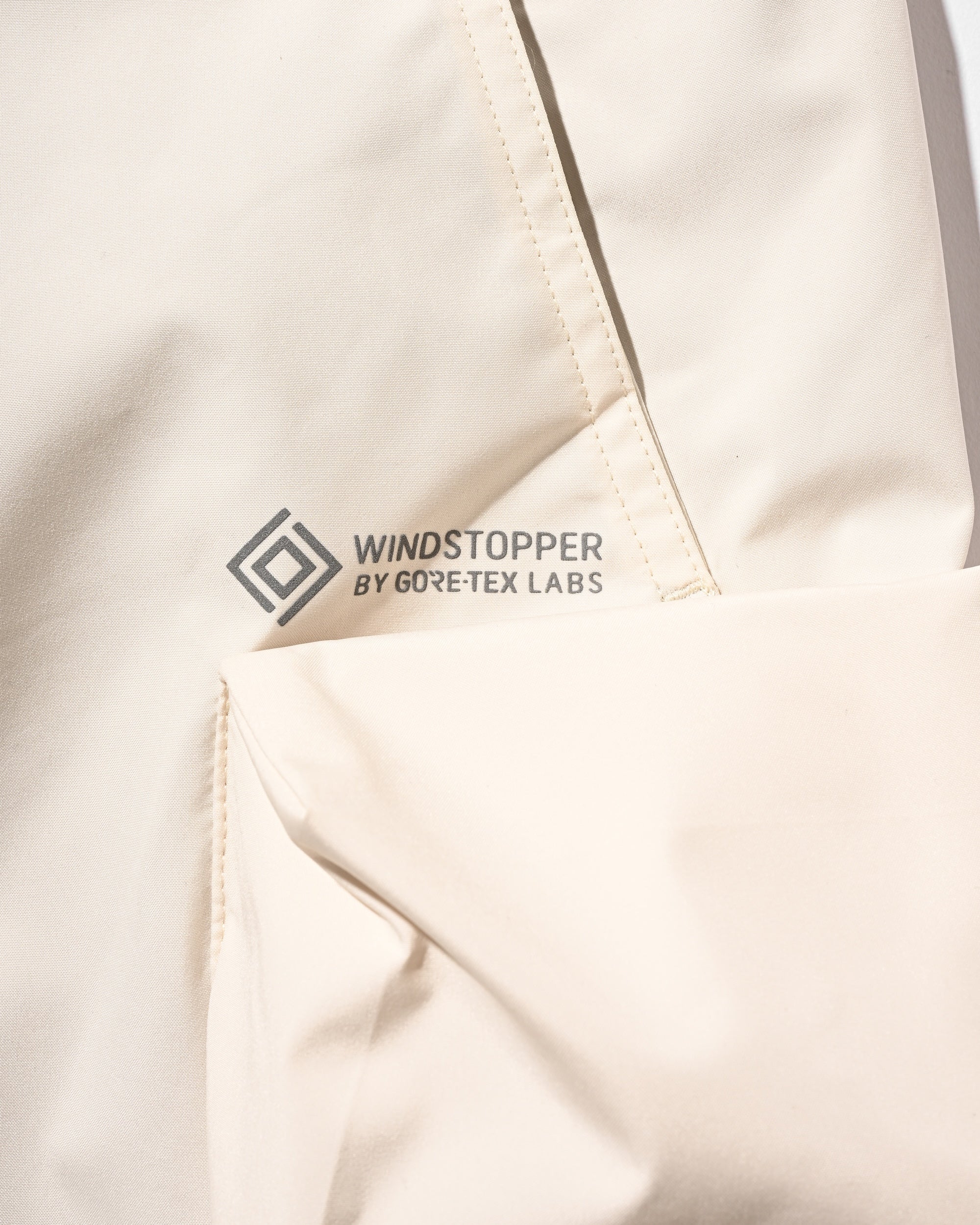 【5.6 TUE 20:00- IN STOCK】+phenix WINDSTOPPER® by GORE-TEX LABS CITY MILITARY HALF PANTS 002 (PURE IVORY)