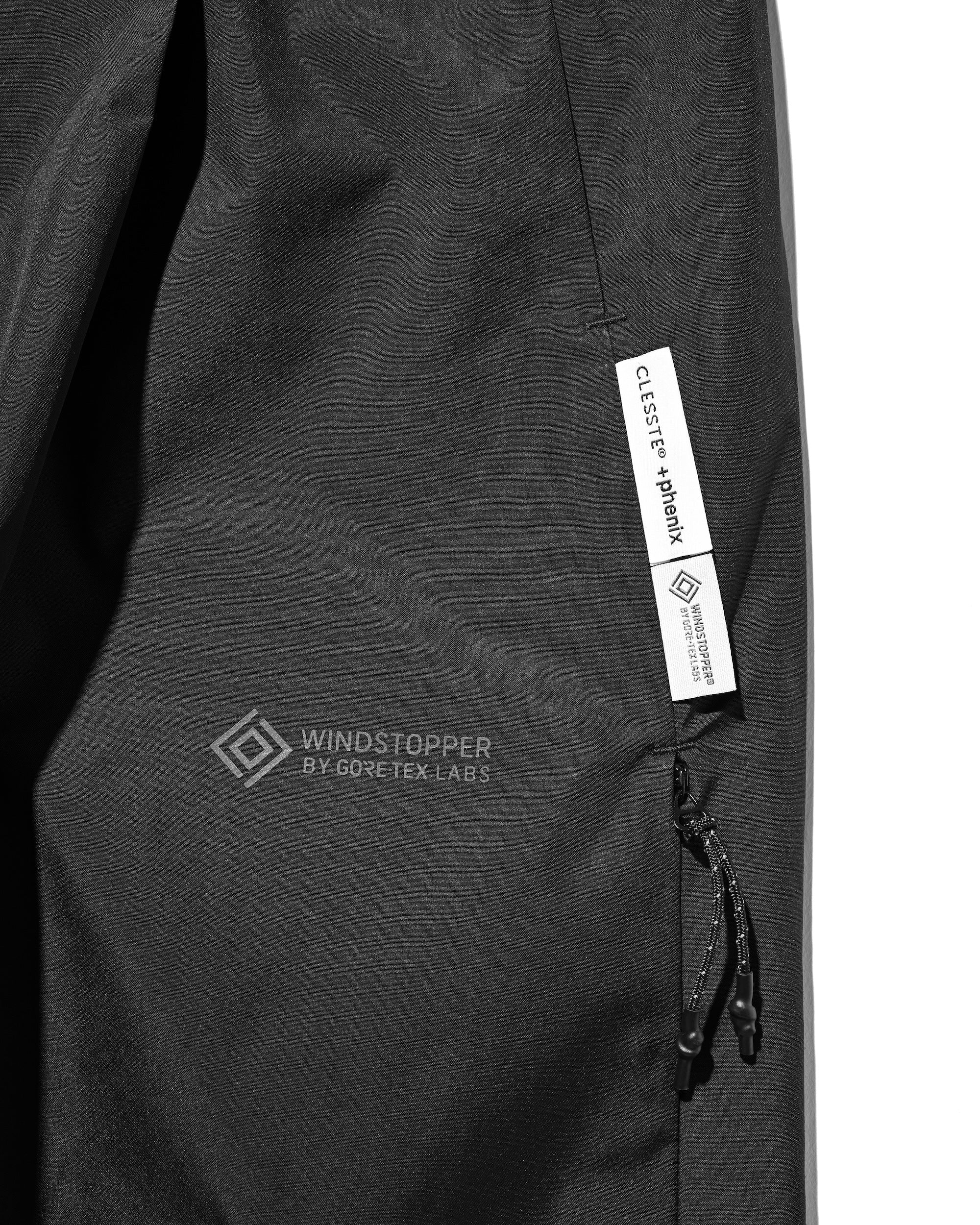 【10.29 WED 20:00- IN STOCK】+phenix WINDSTOPPER® by GORE-TEX LABS TWILL CITY BARREL LEG PANTS (BLACK)