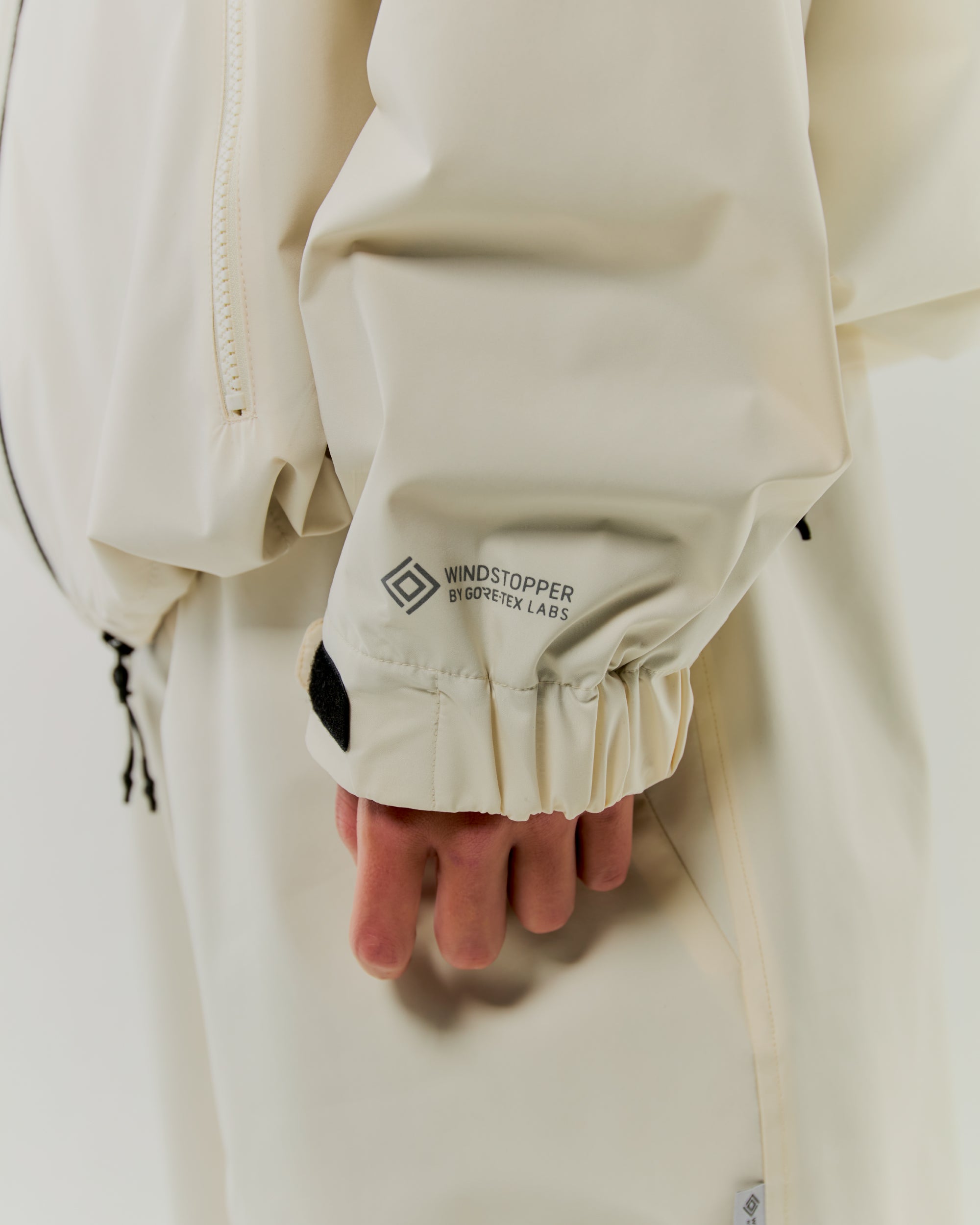 +phenix WINDSTOPPER® by GORE-TEX LABS CITY UNIFORM SETUP (PURE IVORY)