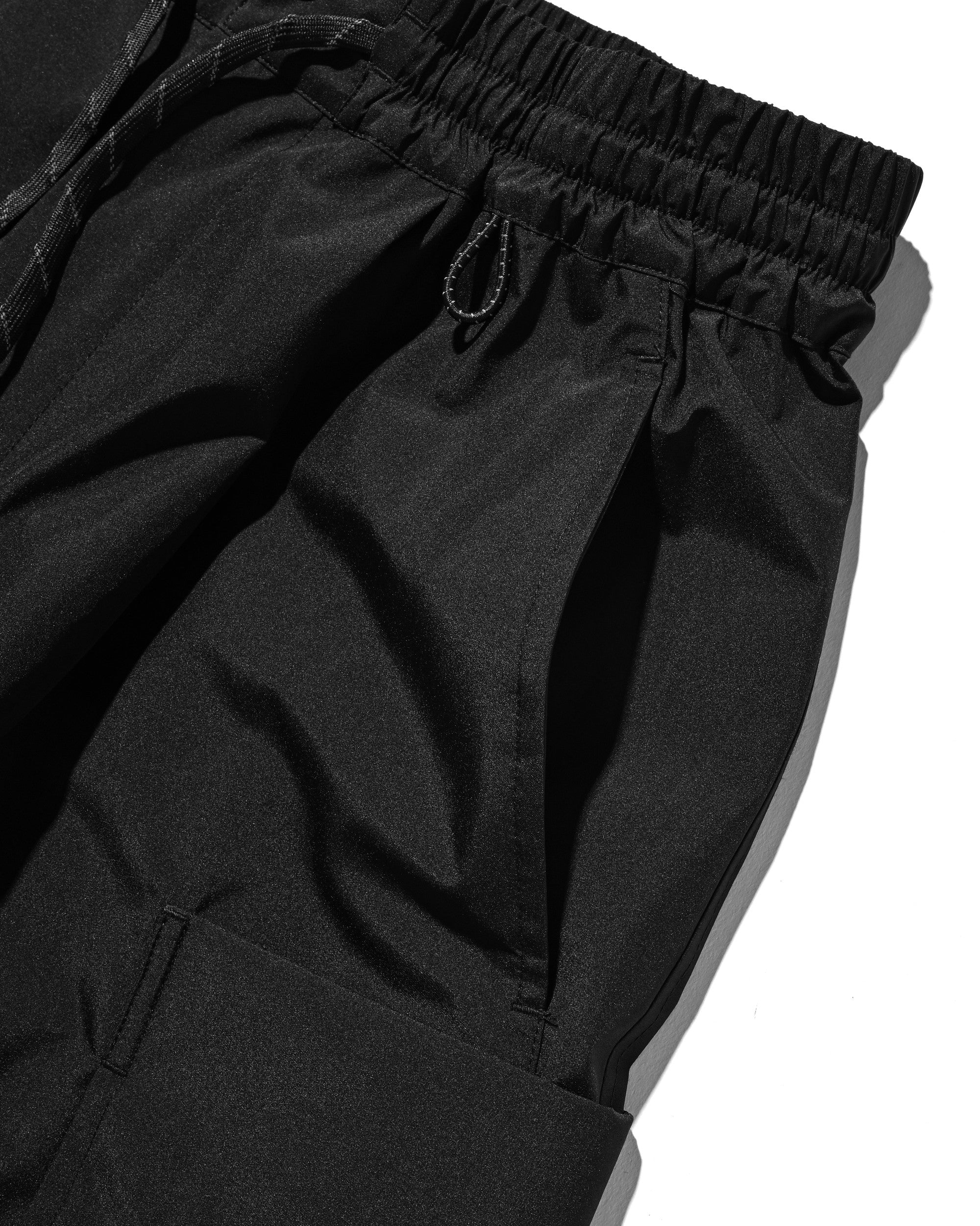 【6.27 SAT 20:00- IN STOCK】+phenix WINDSTOPPER® by GORE-TEX LABS TWILL CITY MILITARY HALF PANTS 001 (BLACK)