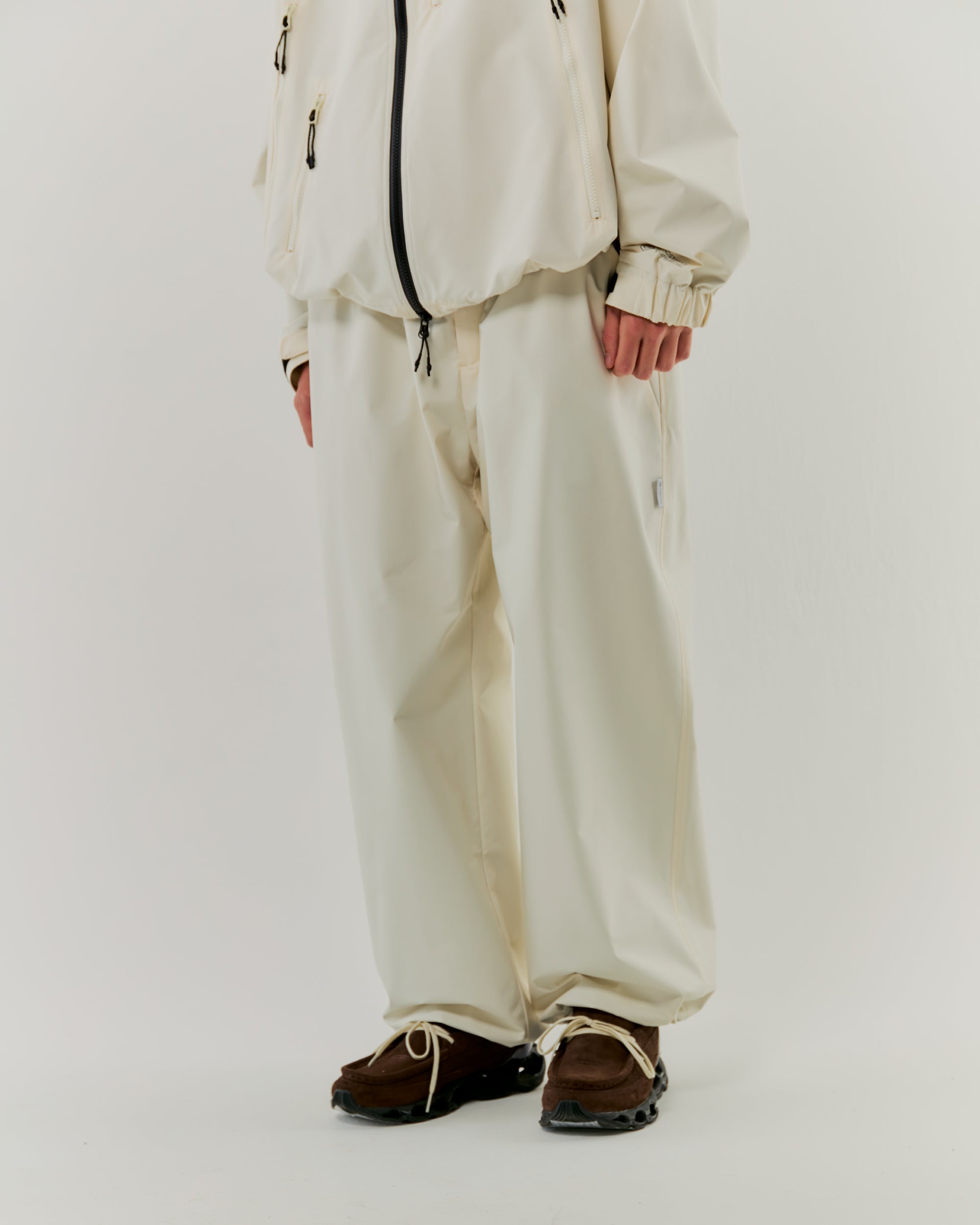 +phenix WINDSTOPPER® by GORE-TEX LABS CITY UNIFORM SETUP (PURE IVORY)