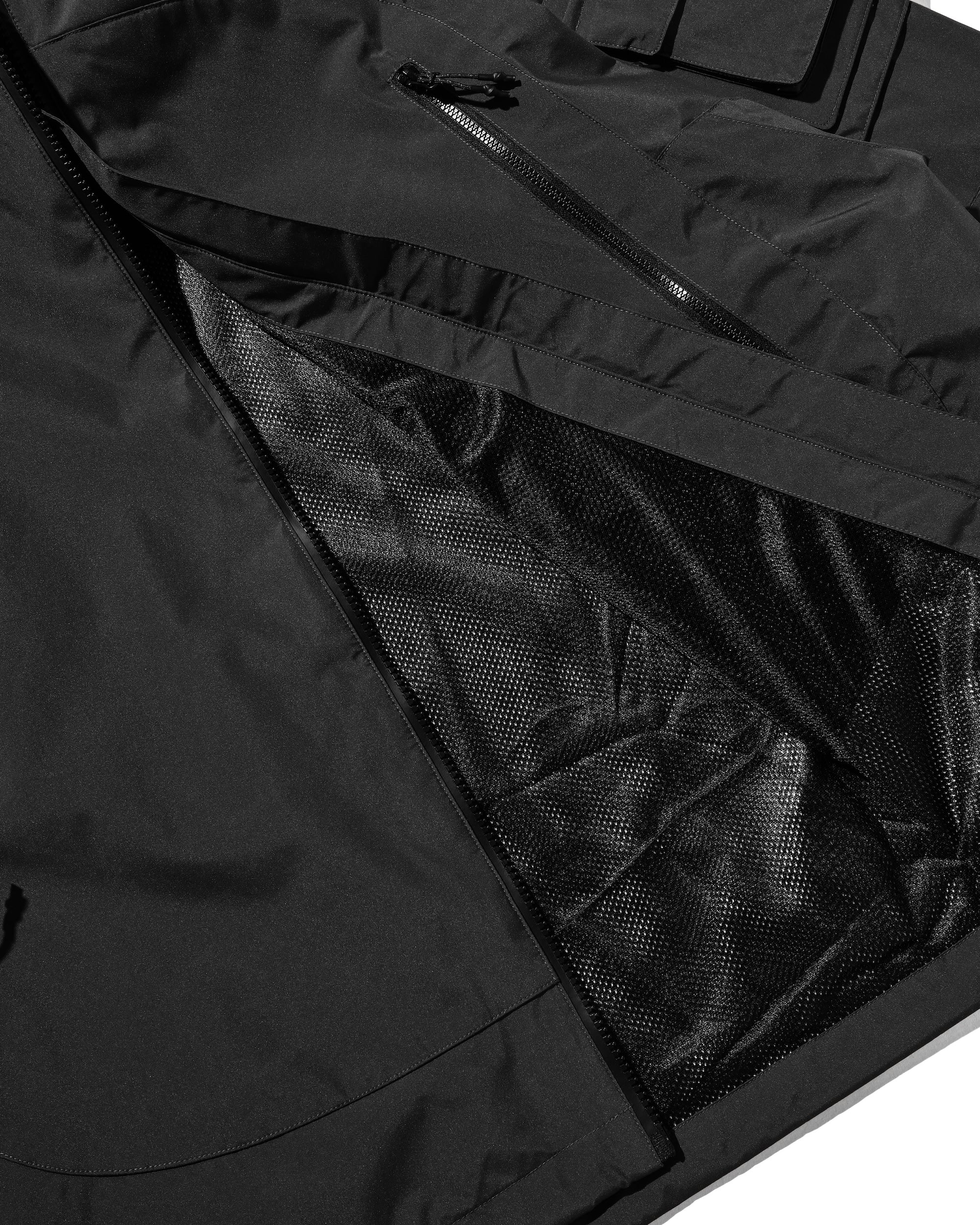 +phenix WINDSTOPPER® by GORE-TEX LABS CITY MILITARY JACKET (BLACK)