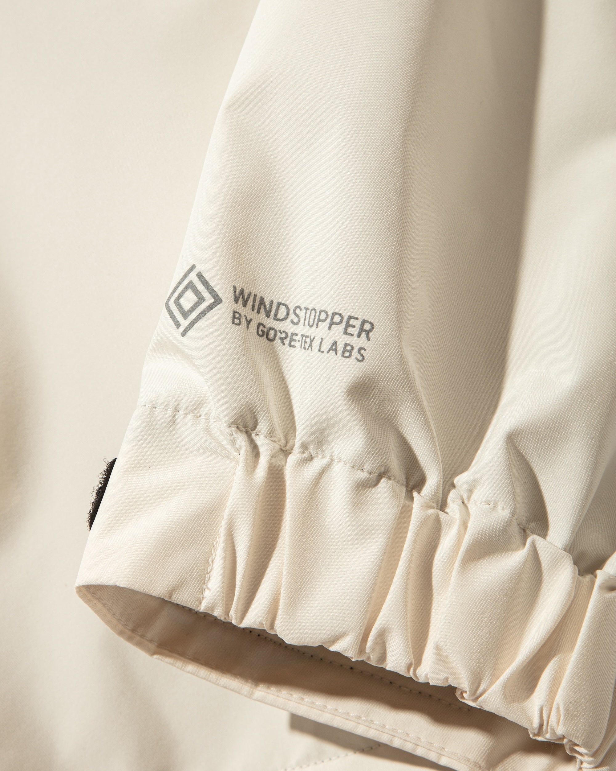 +phenix WINDSTOPPER® by GORE-TEX LABS CITY UNIFORM SETUP (PURE IVORY)