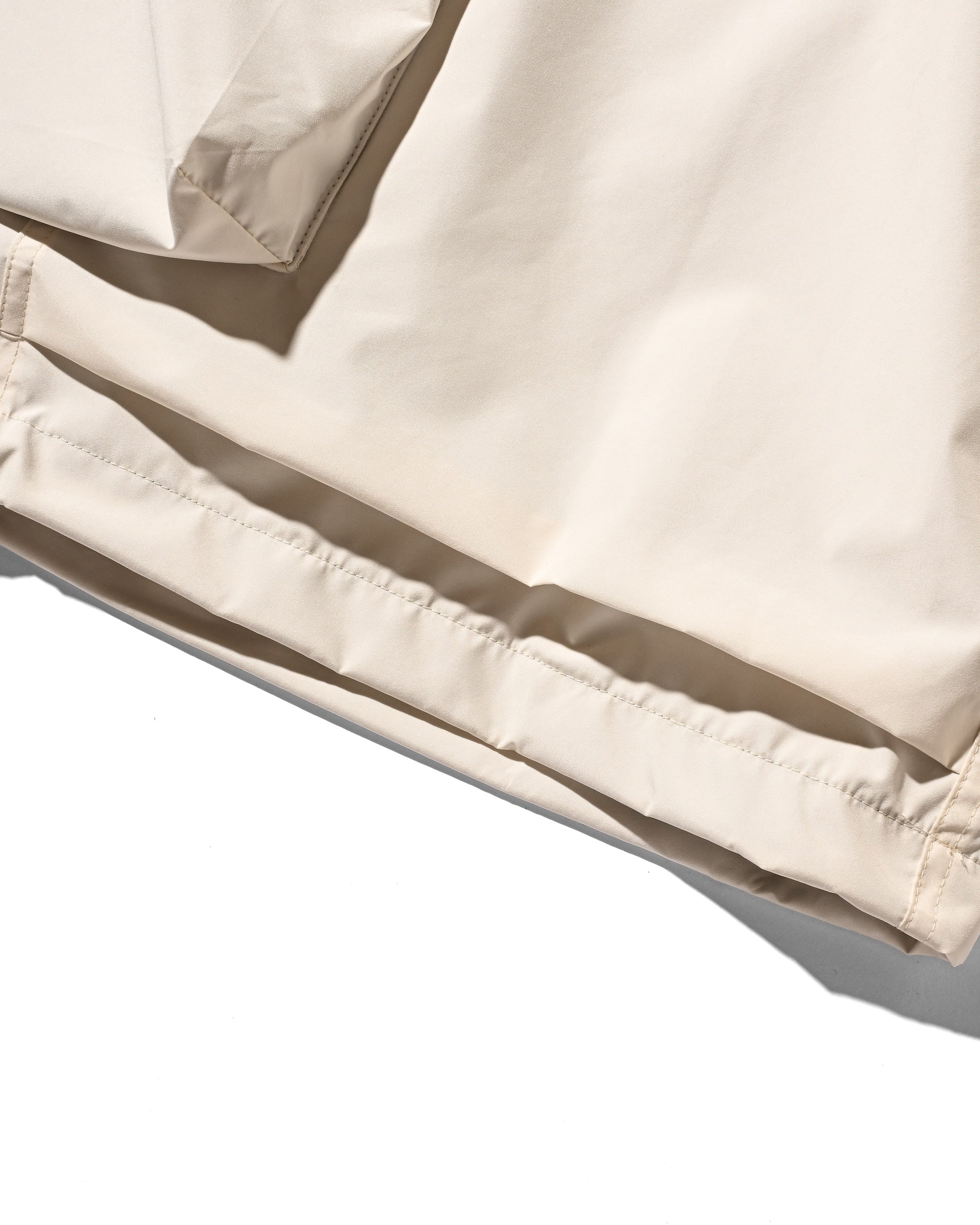 【5.6 TUE 20:00- IN STOCK】+phenix WINDSTOPPER® by GORE-TEX LABS CITY MILITARY HALF PANTS 002 (PURE IVORY)
