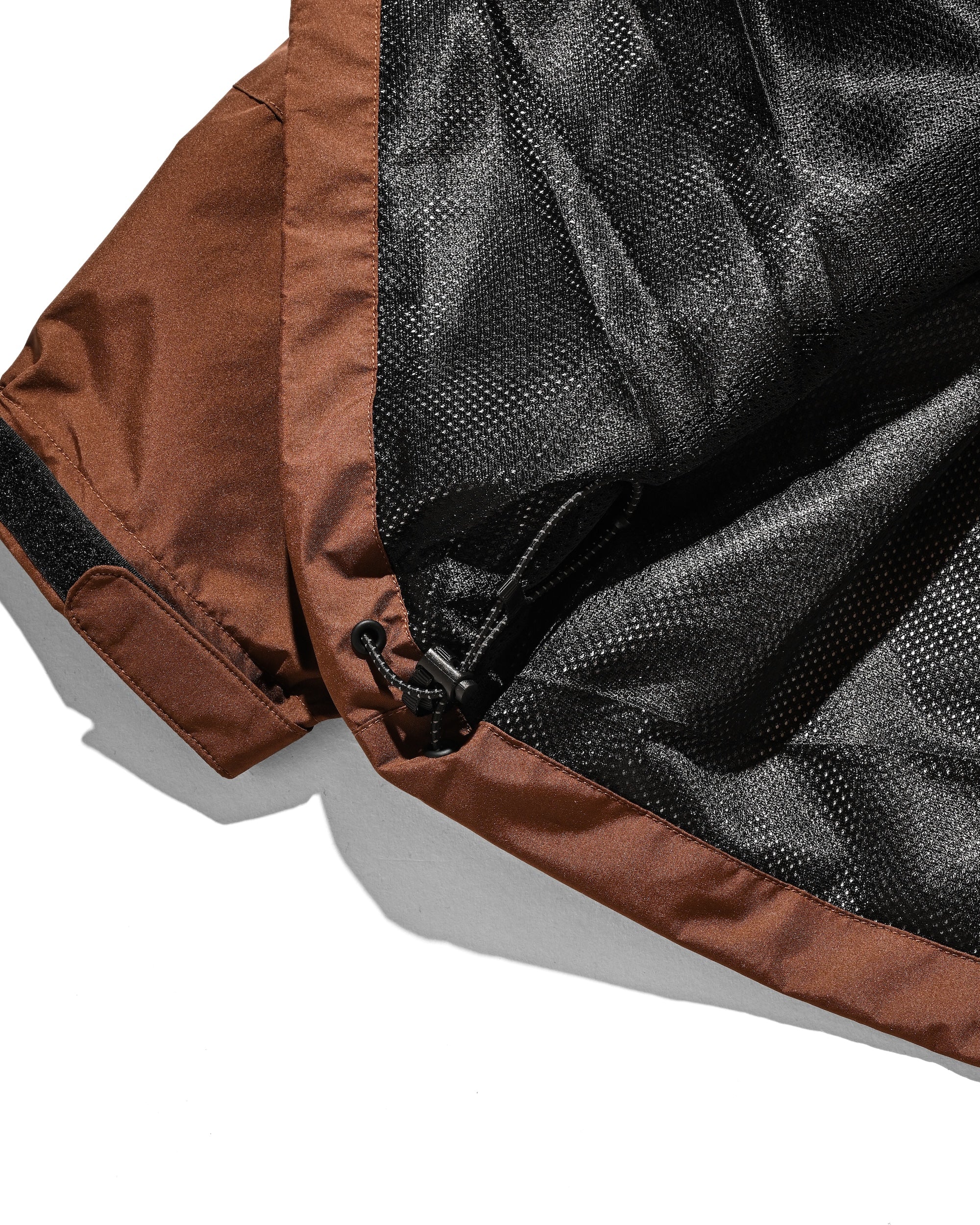 +phenix WINDSTOPPER® by GORE-TEX LABS CITY MILITARY JACKET (CHOCOLATE BROWN)