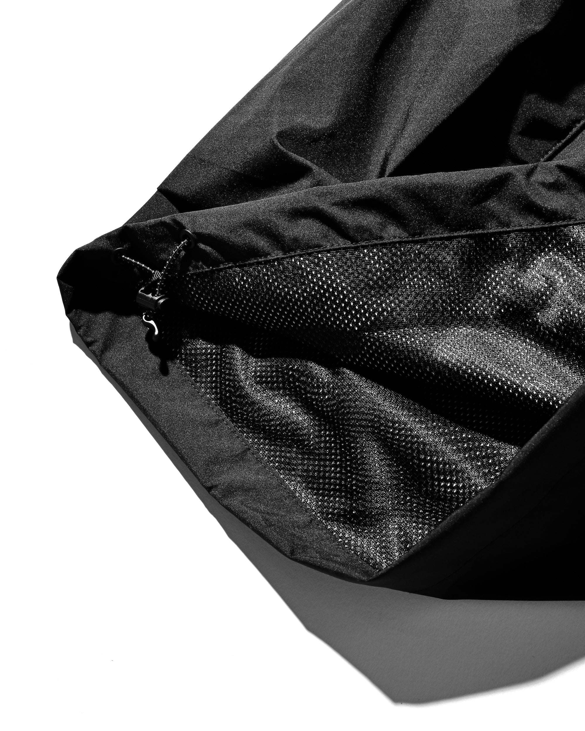 【5.6 TUE 20:00- IN STOCK】+phenix WINDSTOPPER® by GORE-TEX LABS CITY MILITARY HALF PANTS 002 (BLACK)