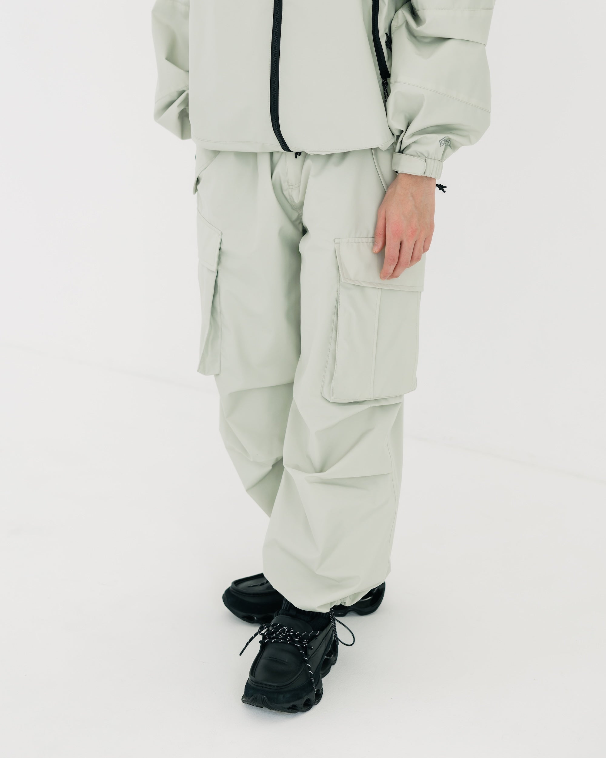 【2.8 SAT 20:00- IN STOCK】+phenix WINDSTOPPER® by GORE-TEX LABS CITY MILITARY PANTS 001 (SAND SAGE)