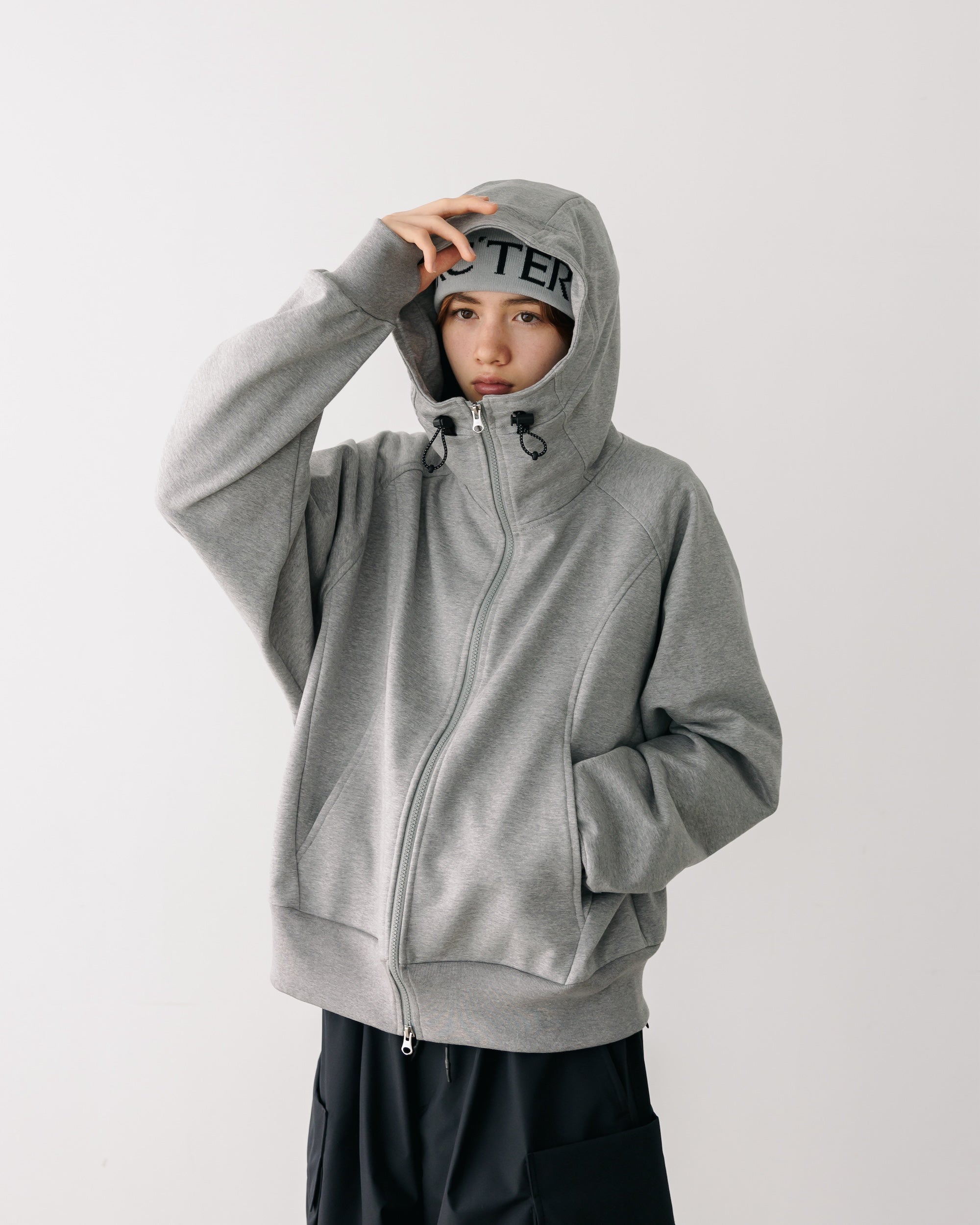 【9.11 WED 20:00- IN STOCK】ACTIVE CITY SWEATPARKA