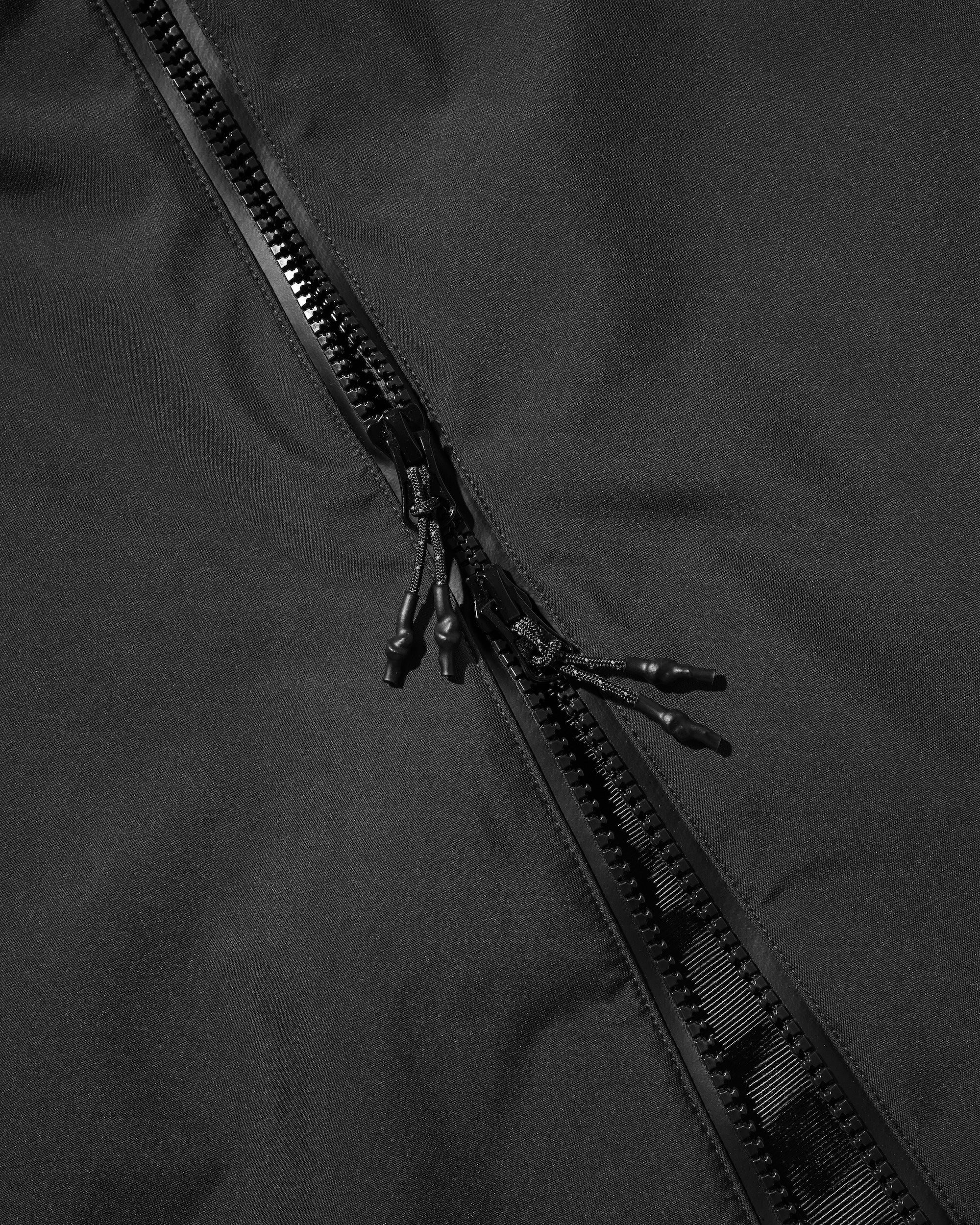 +phenix WINDSTOPPER® by GORE-TEX LABS CITY MILITARY JACKET (BLACK)