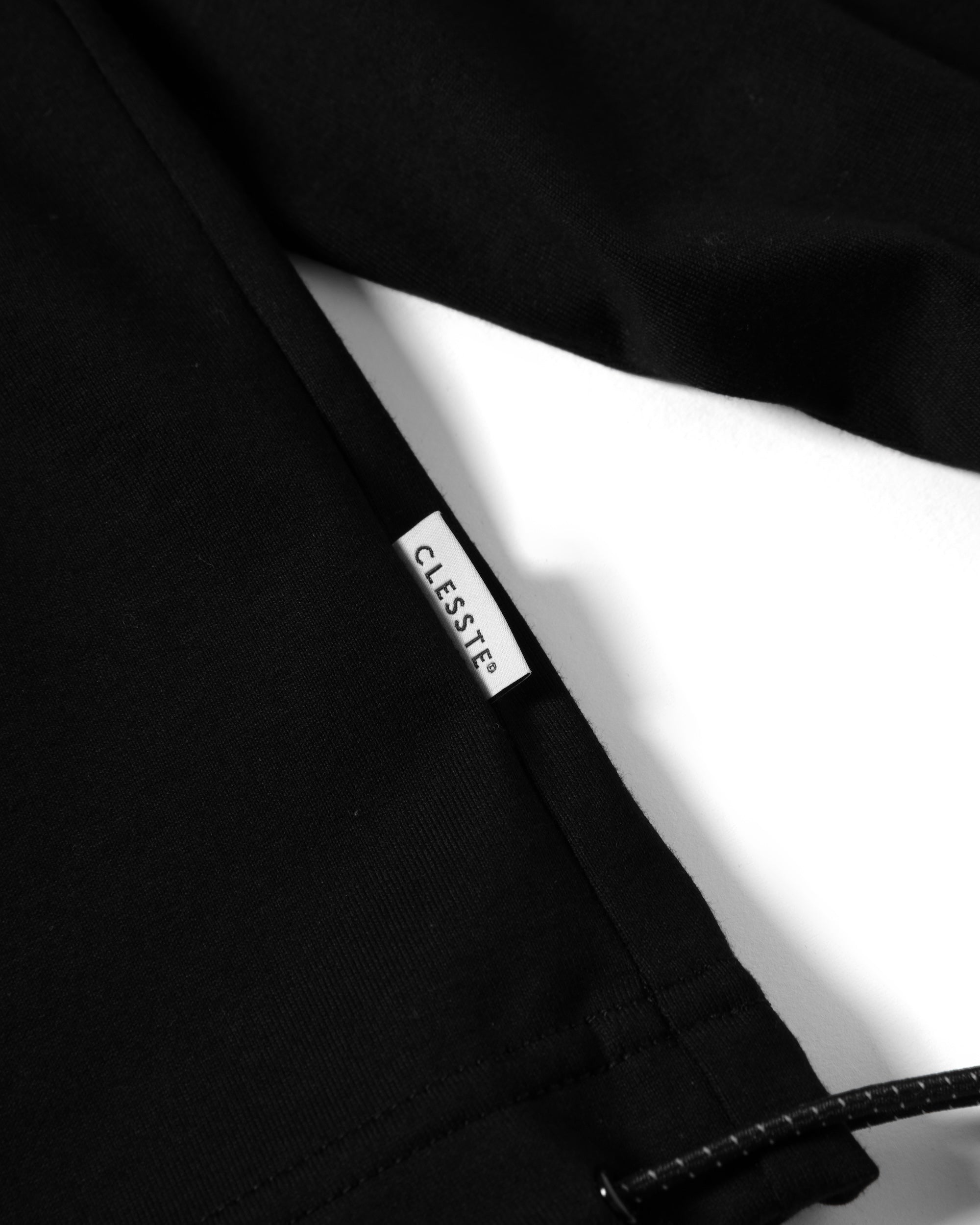 トップス MASSIVE L/S T-SHIRT WITH DRAWSTRINGS Active City Wear” MASSIVE L/S T-SHIRT WITH DRAWSTRINGS