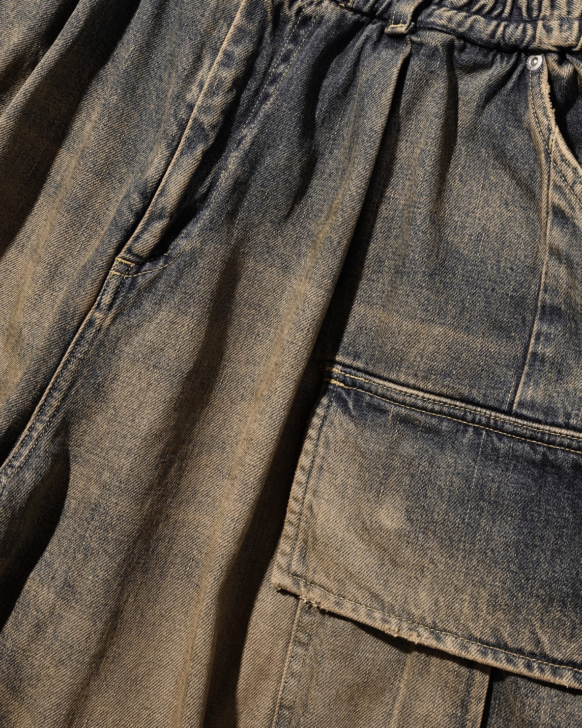 VINTAGE DYED SELVEDGE DENIM CITY MEGA POCKET BALLOON CARGO HALF PANTS (VINTAGE BEIGE)