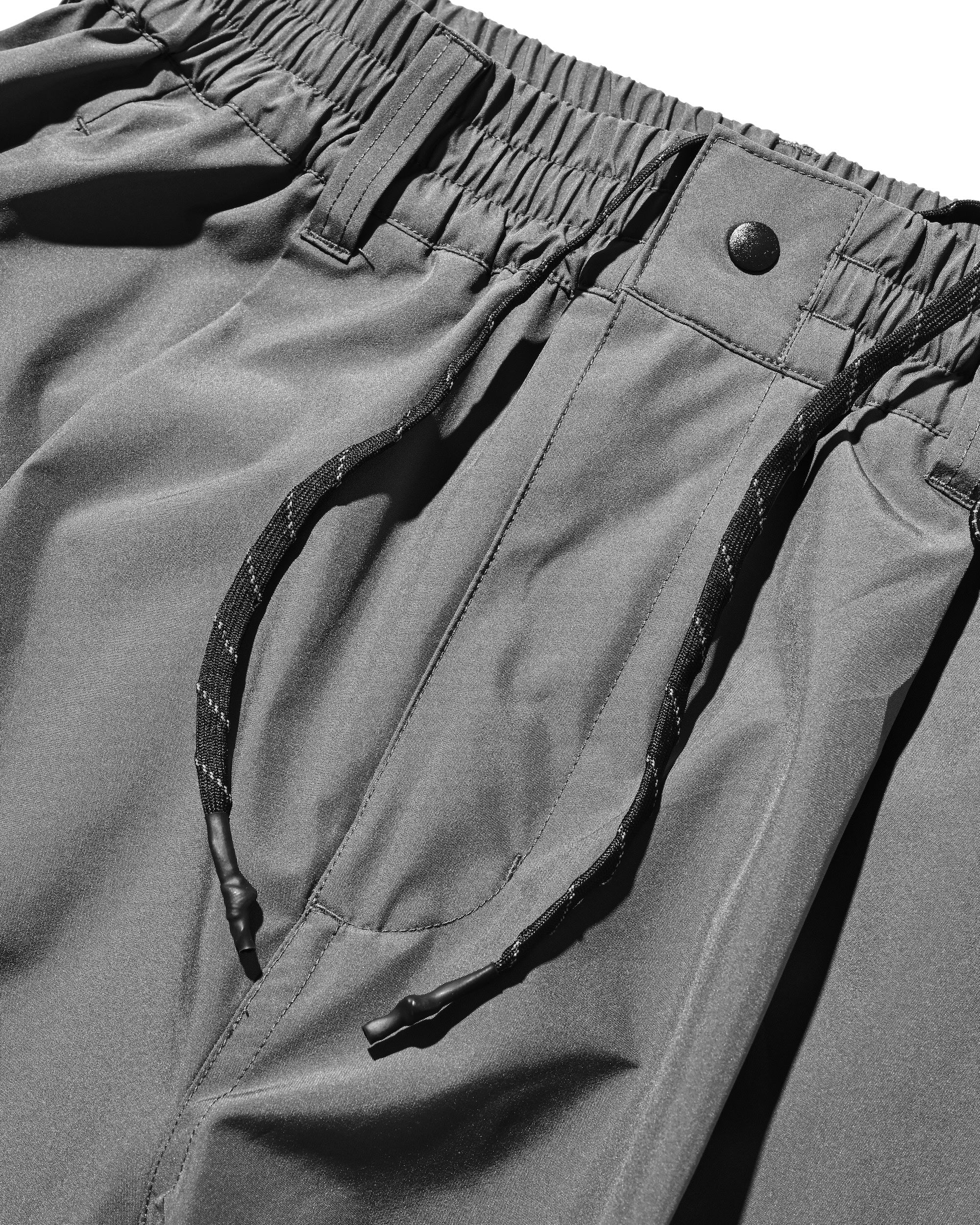 【9.10 WED 20:00- IN STOCK】+phenix WINDSTOPPER® by GORE-TEX LABS CITY BARREL LEG PANTS (GRAPHAITE GRAY)