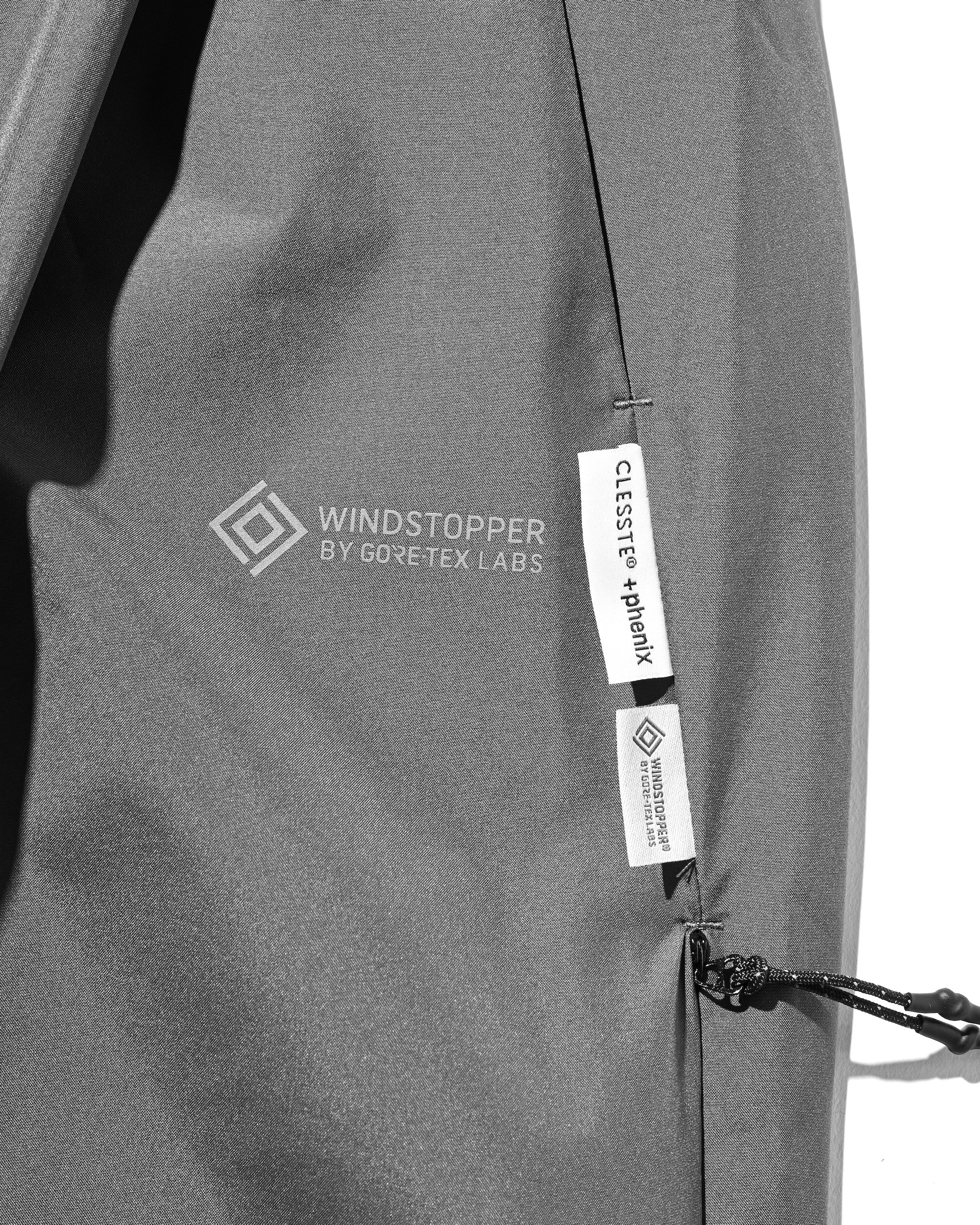 【9.10 WED 20:00- IN STOCK】+phenix WINDSTOPPER® by GORE-TEX LABS CITY BARREL LEG PANTS (GRAPHAITE GRAY)