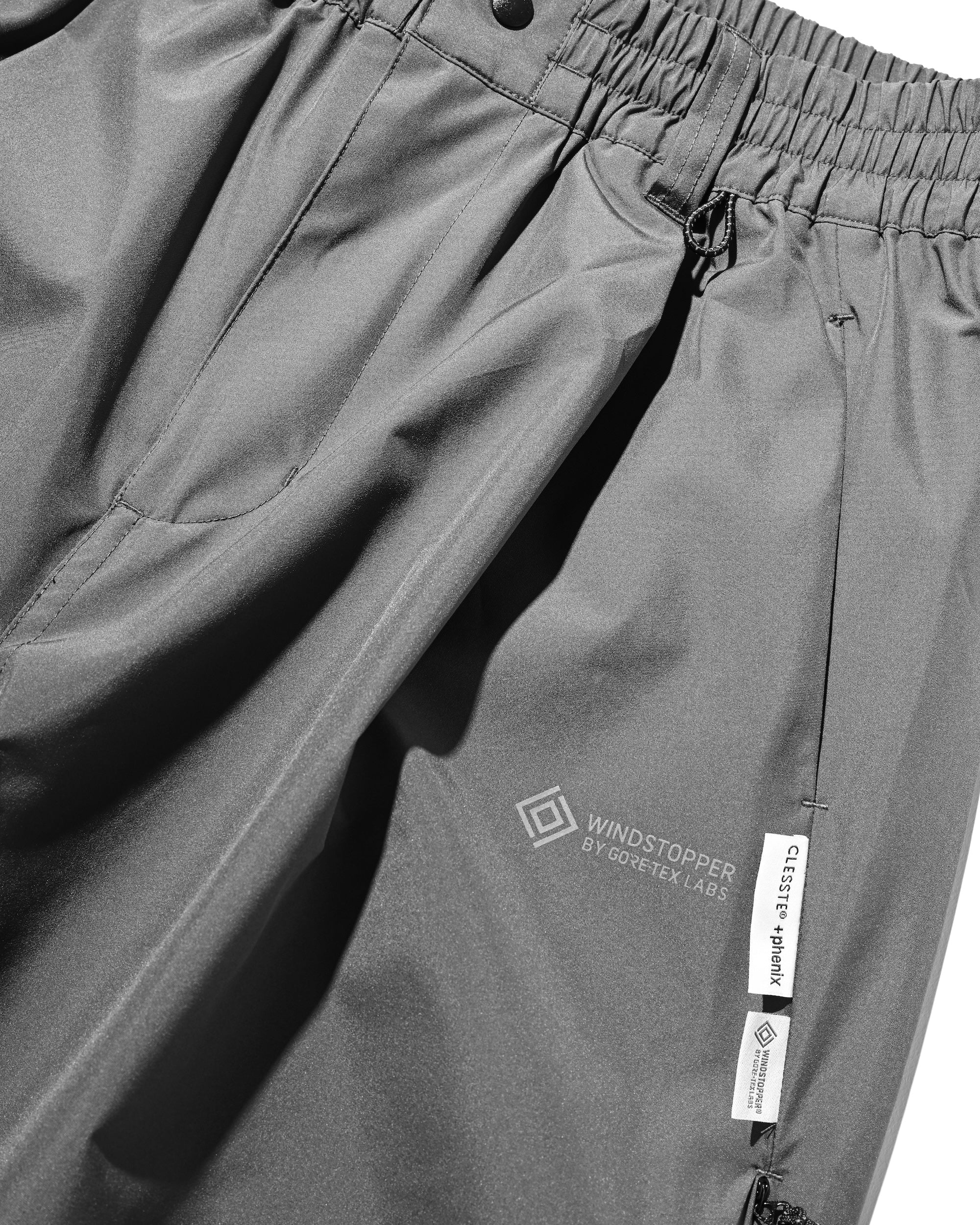 【9.10 WED 20:00- IN STOCK】+phenix WINDSTOPPER® by GORE-TEX LABS CITY BARREL LEG PANTS (GRAPHAITE GRAY)