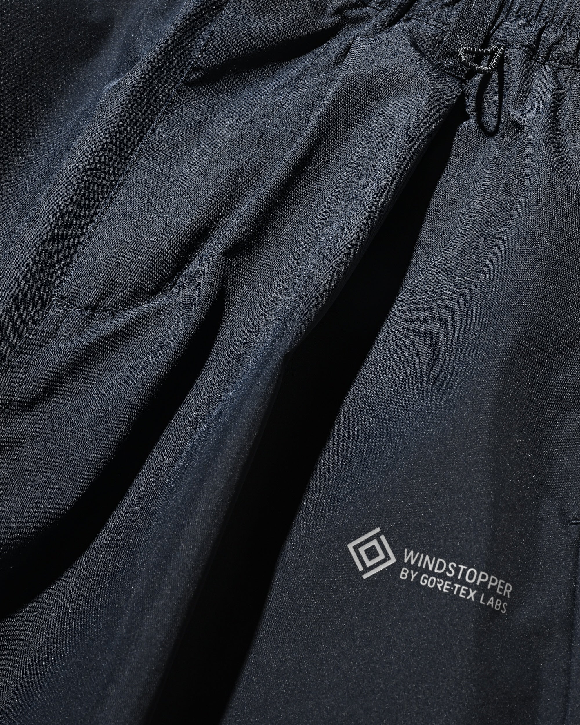 【9.10 WED 20:00- IN STOCK】+phenix WINDSTOPPER® by GORE-TEX LABS CITY BARREL LEG PANTS (NAVY)