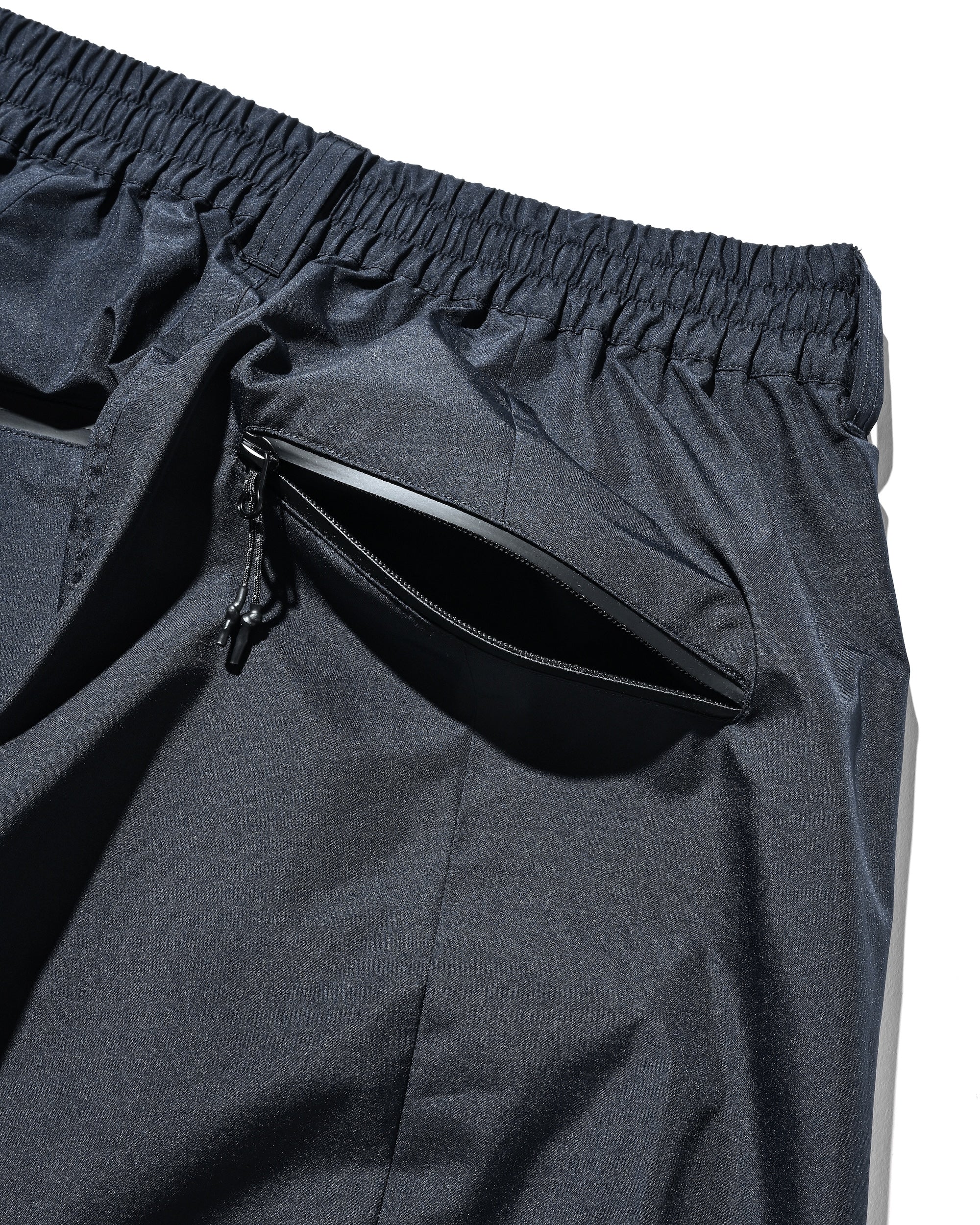 【9.10 WED 20:00- IN STOCK】+phenix WINDSTOPPER® by GORE-TEX LABS CITY BARREL LEG PANTS (NAVY)