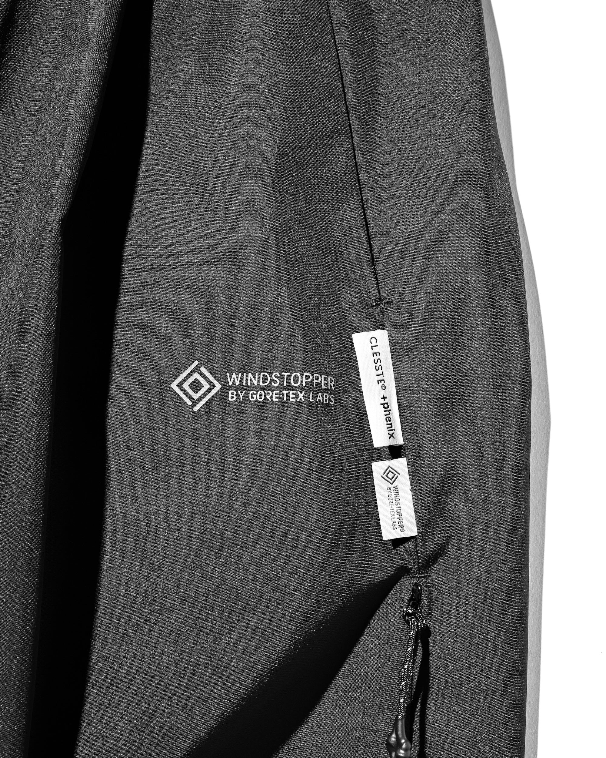 【9.10 WED 20:00- IN STOCK】+phenix WINDSTOPPER® by GORE-TEX LABS CITY BARREL LEG PANTS (BLACK)