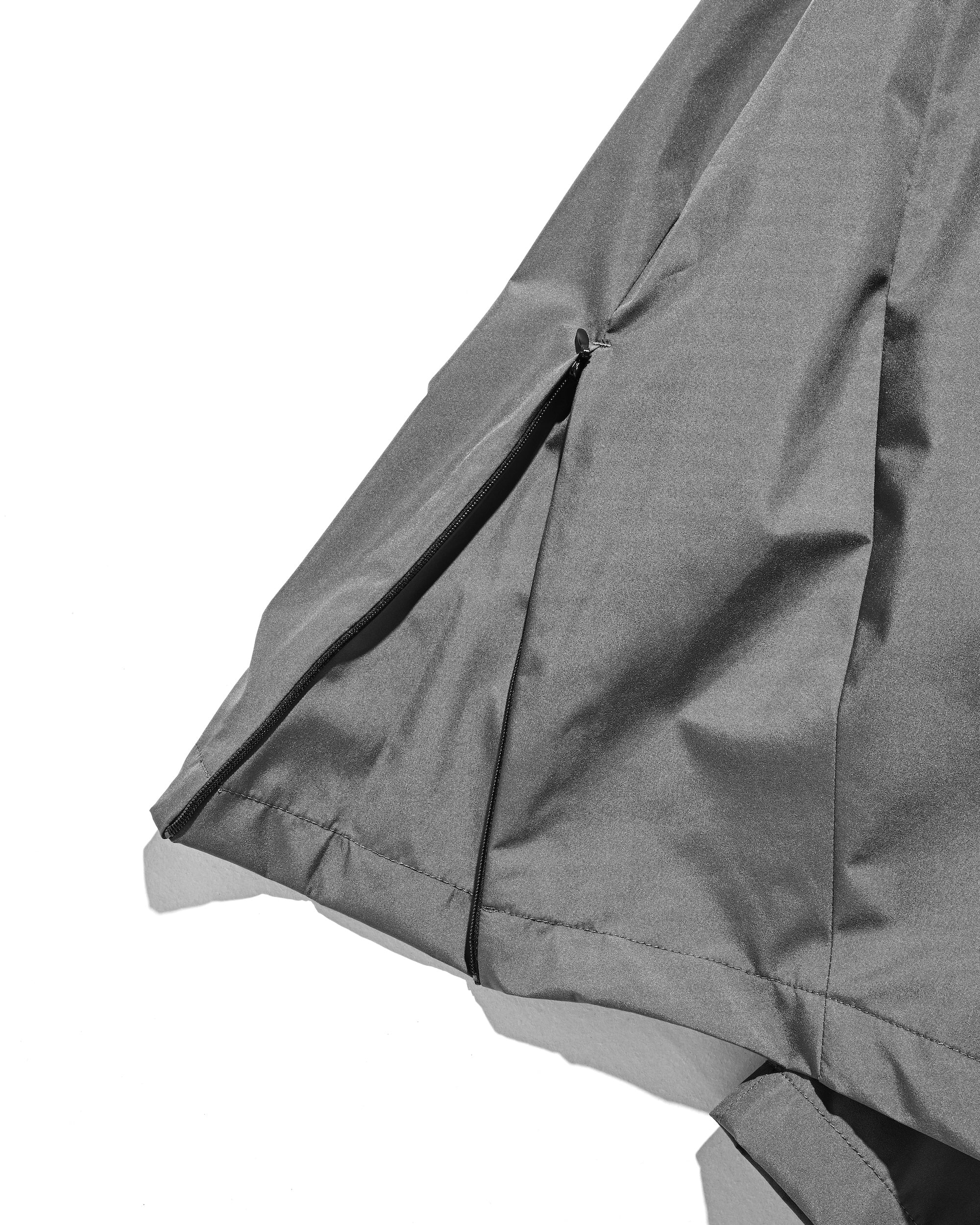 【9.10 WED 20:00- IN STOCK】+phenix WINDSTOPPER® by GORE-TEX LABS CITY BARREL LEG PANTS (GRAPHAITE GRAY)
