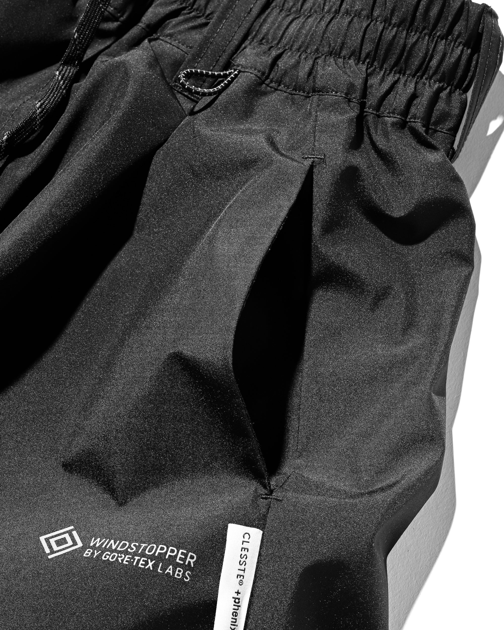 【9.10 WED 20:00- IN STOCK】+phenix WINDSTOPPER® by GORE-TEX LABS CITY BARREL LEG PANTS (BLACK)