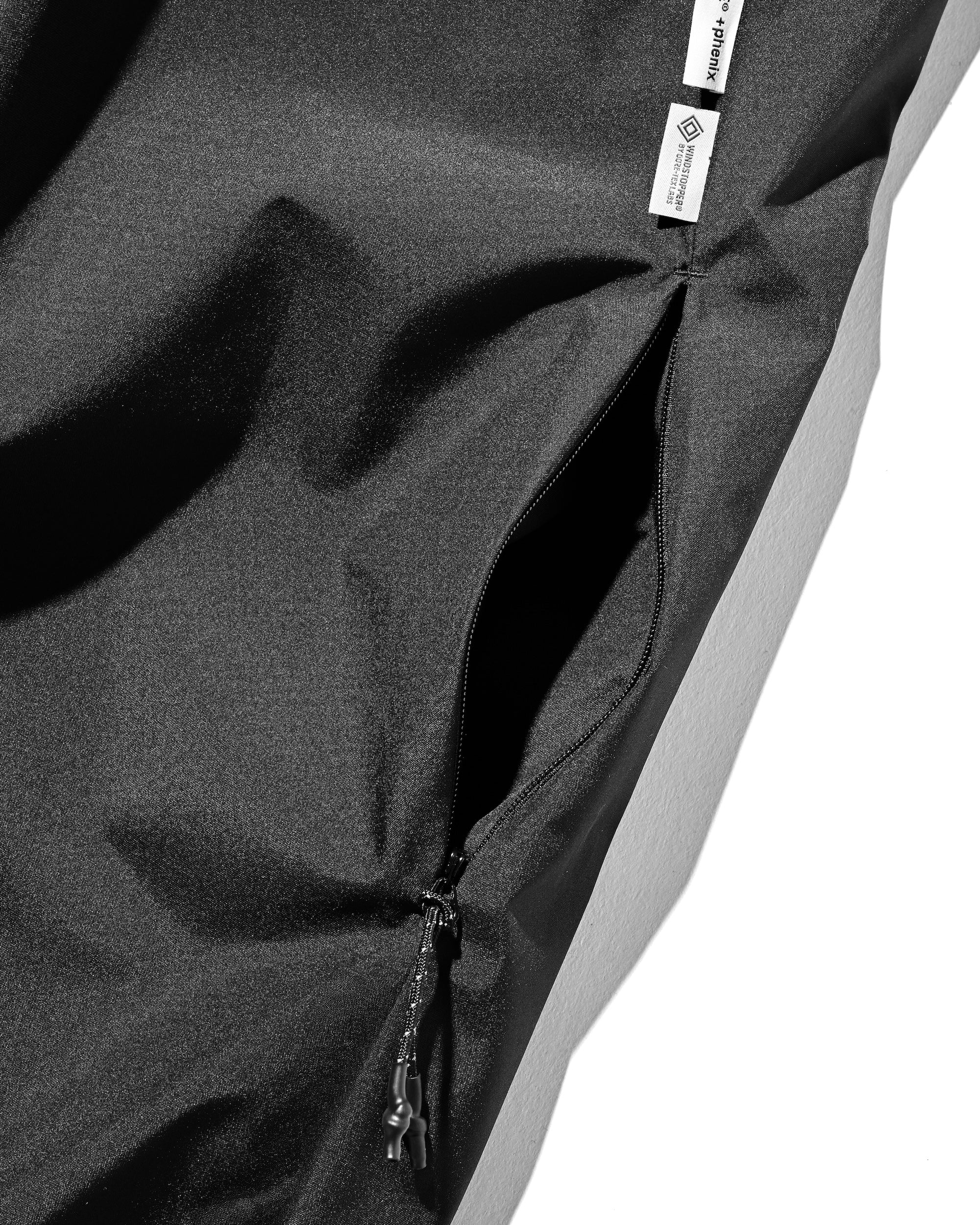 【9.10 WED 20:00- IN STOCK】+phenix WINDSTOPPER® by GORE-TEX LABS CITY BARREL LEG PANTS (BLACK)