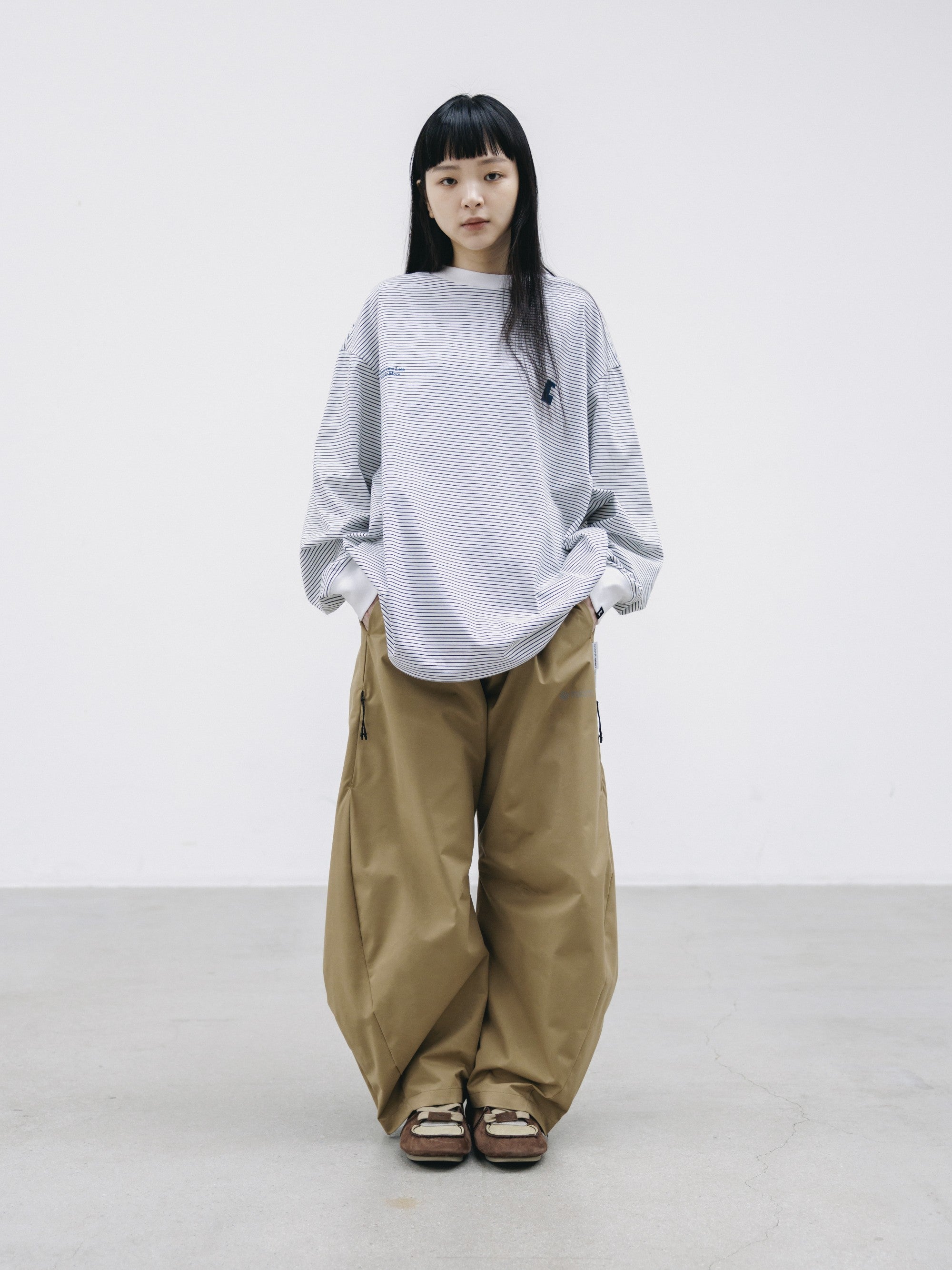 【9.2 WED 20:00- IN STOCK】+phenix WINDSTOPPER® by GORE-TEX LABS TWILL CITY BARREL LEG PANTS (CAMEL BEIGE)